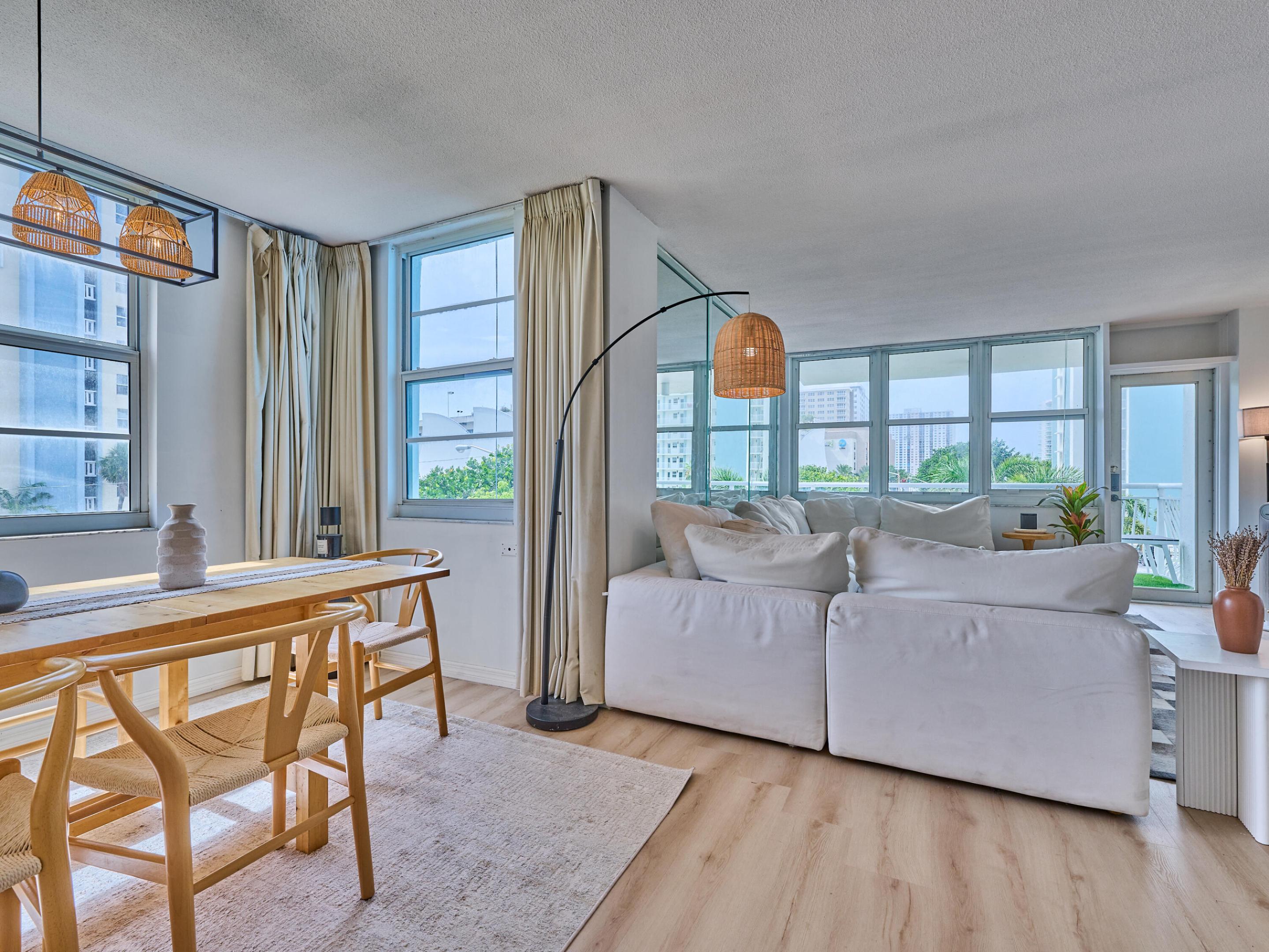 NASSAU HOUSE CONDOMINIUM - Residential
