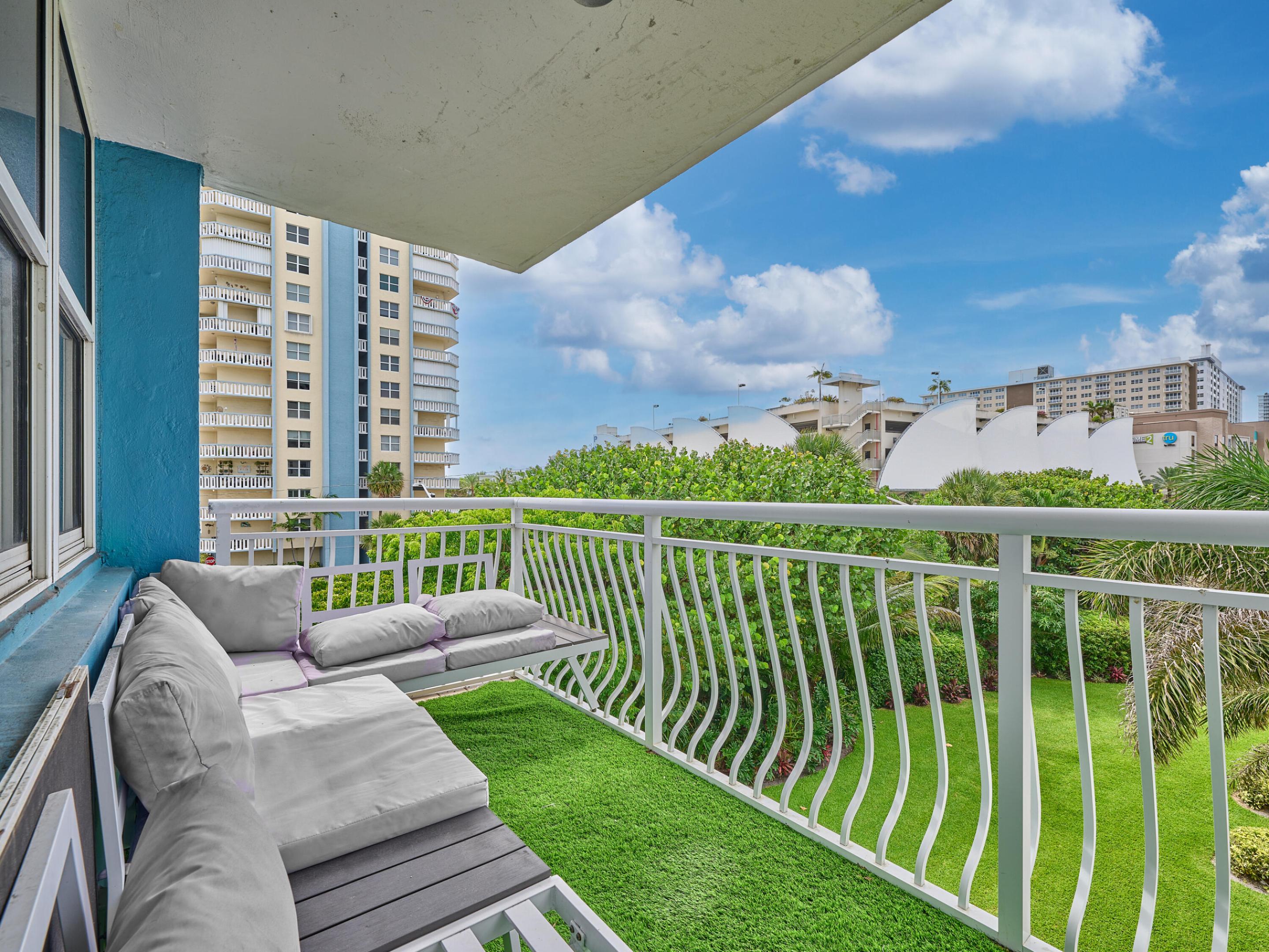 NASSAU HOUSE CONDOMINIUM - Residential