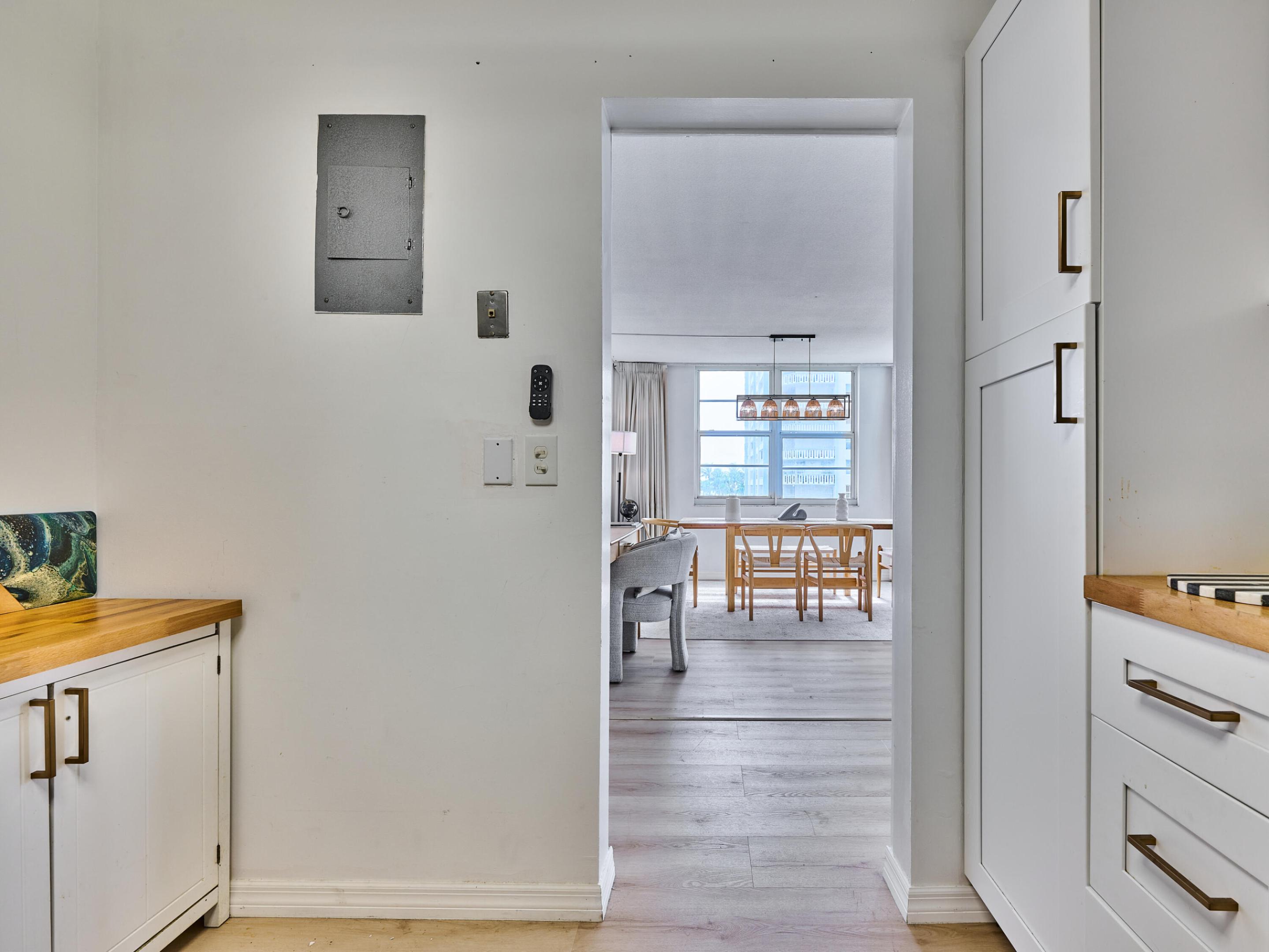 NASSAU HOUSE CONDOMINIUM - Residential