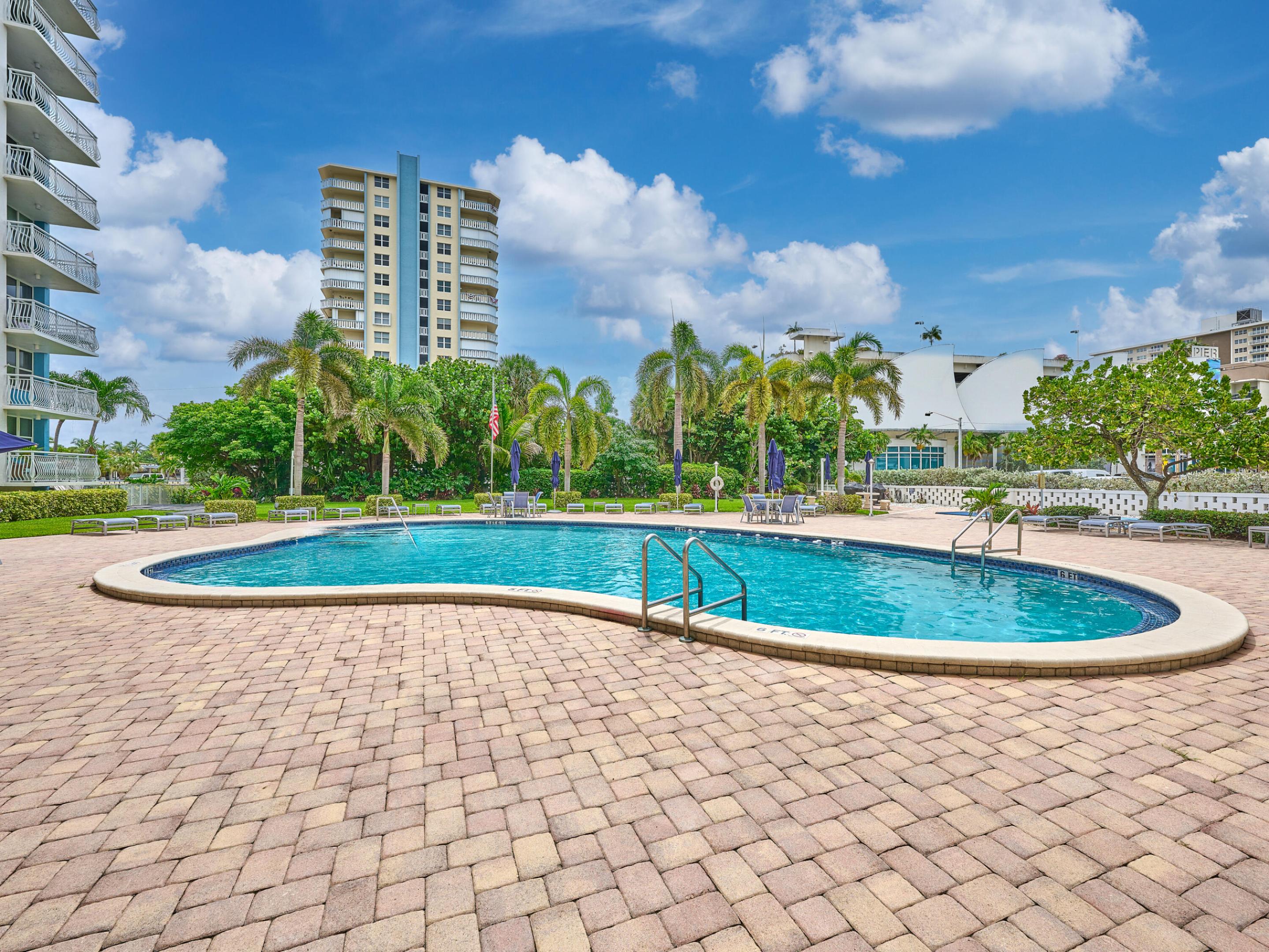 NASSAU HOUSE CONDOMINIUM - Residential