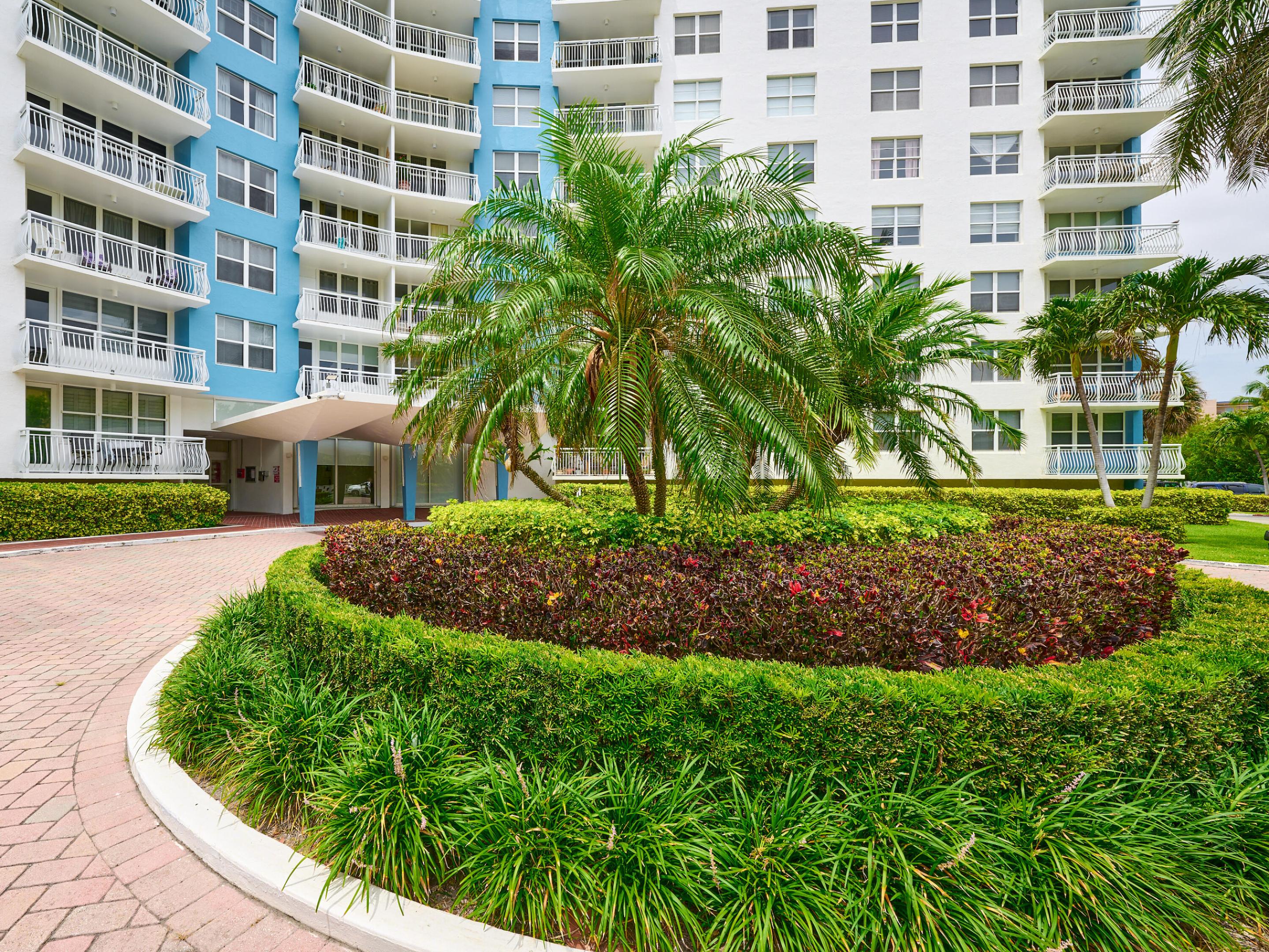 NASSAU HOUSE CONDOMINIUM - Residential