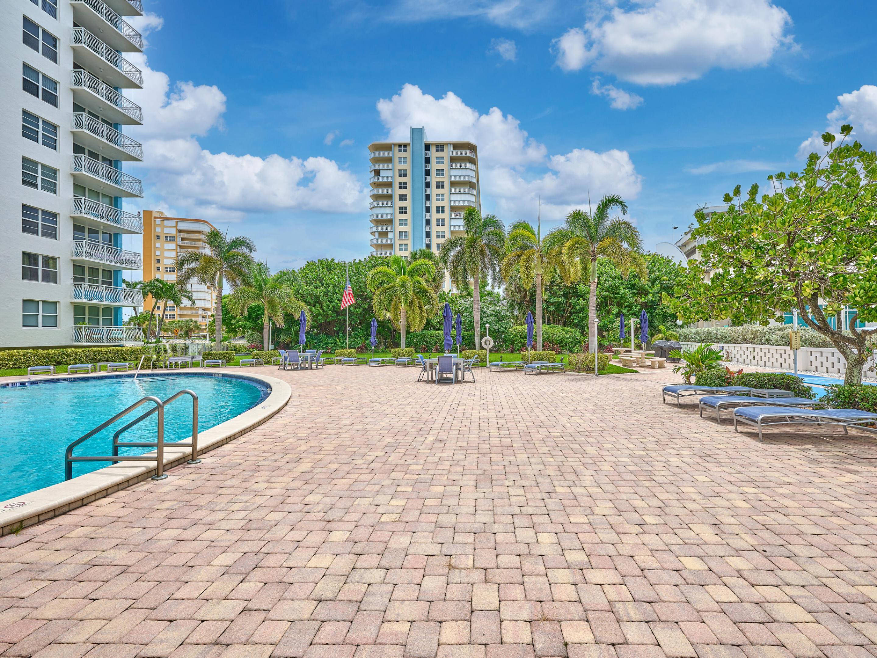 NASSAU HOUSE CONDOMINIUM - Residential