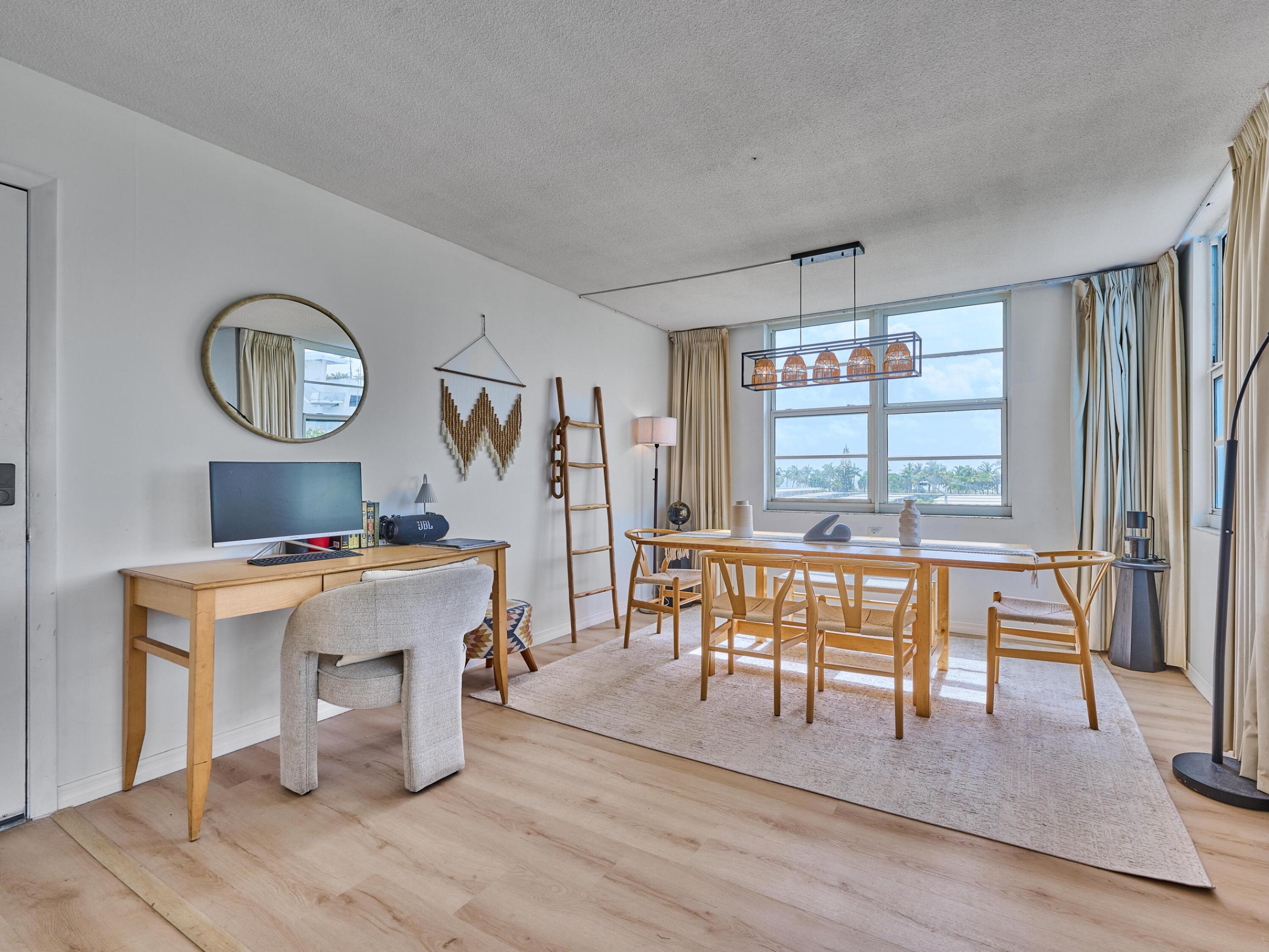 NASSAU HOUSE CONDOMINIUM - Residential