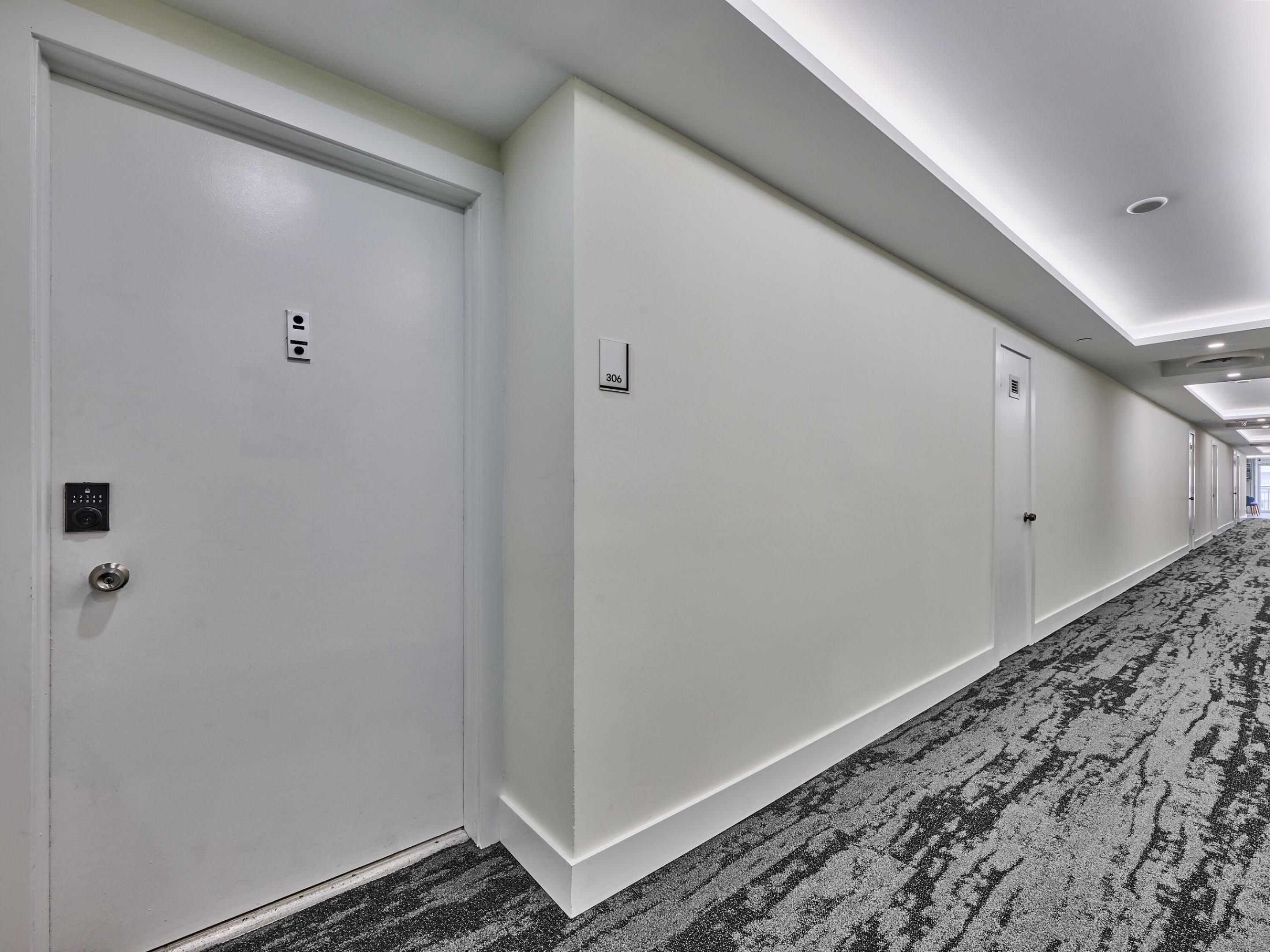 NASSAU HOUSE CONDOMINIUM - Residential
