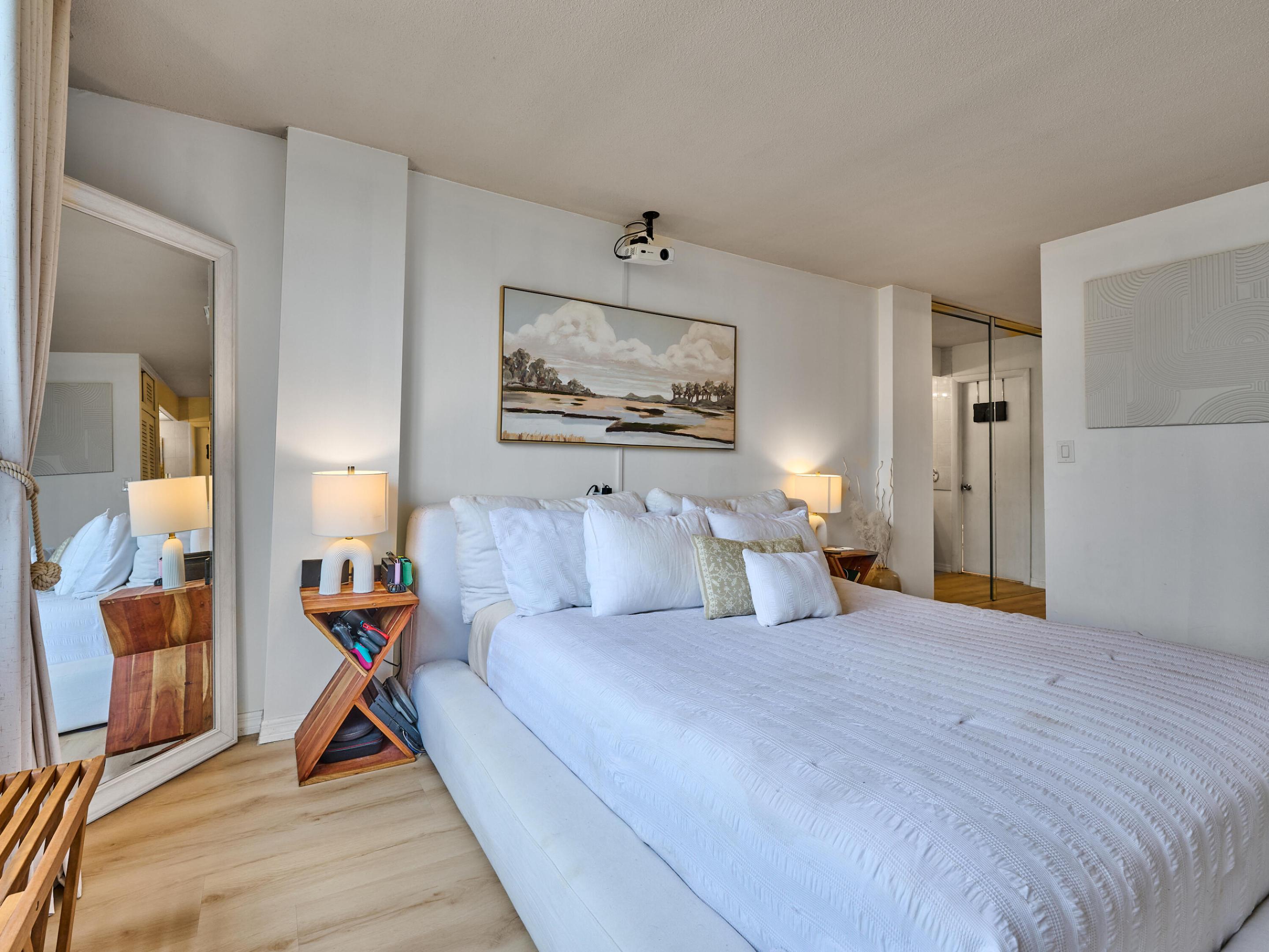 NASSAU HOUSE CONDOMINIUM - Residential