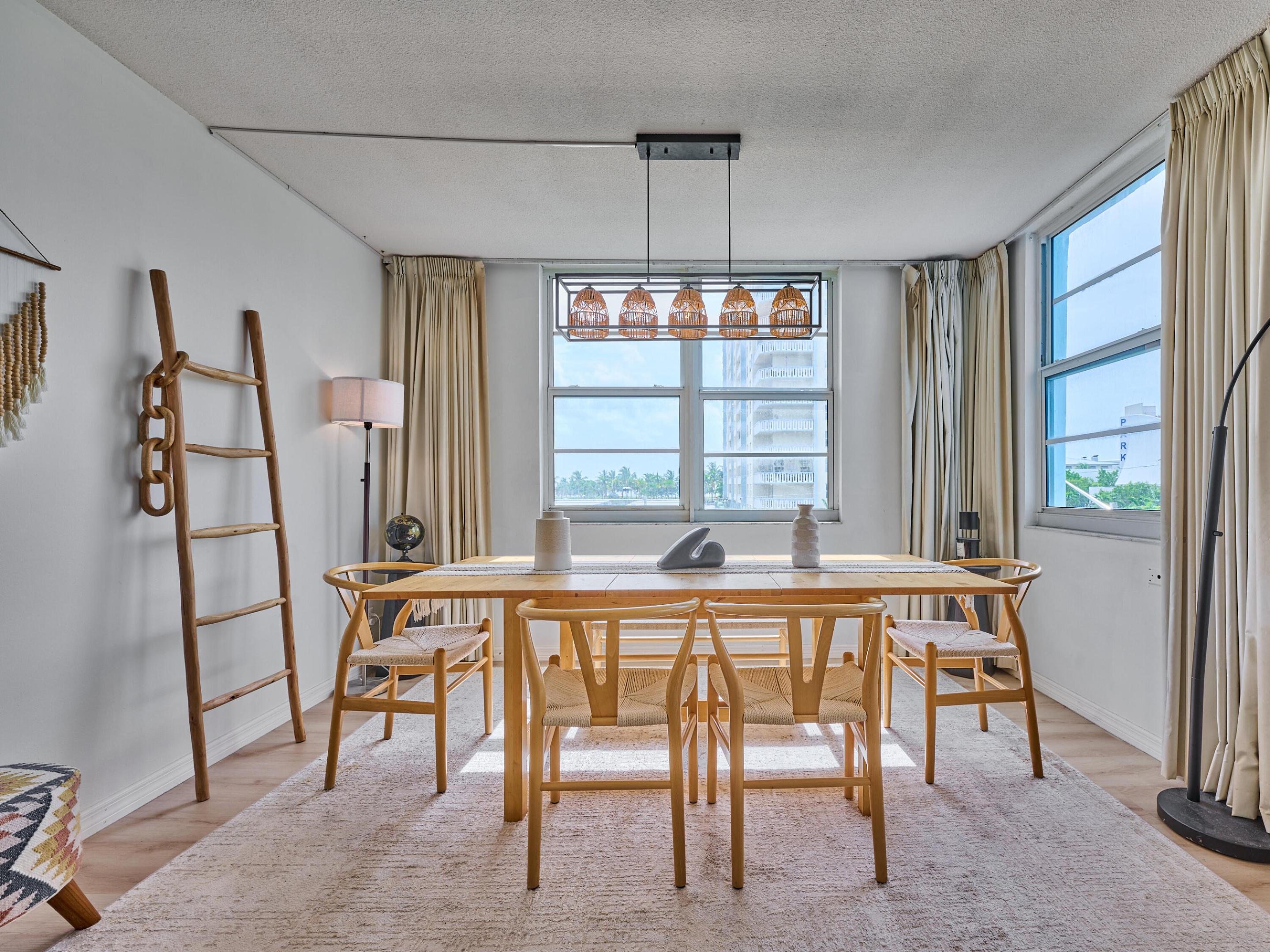 NASSAU HOUSE CONDOMINIUM - Residential