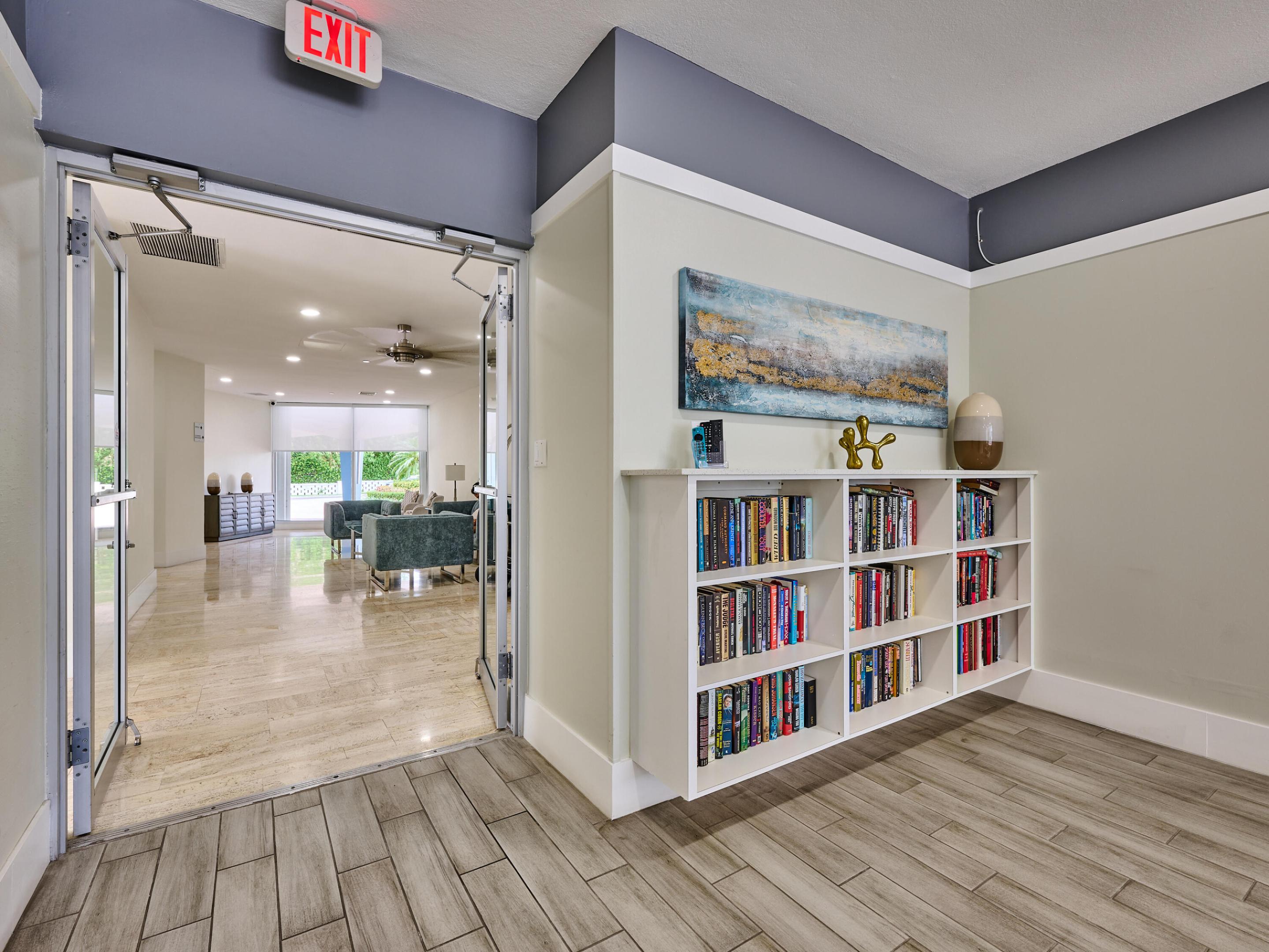 NASSAU HOUSE CONDOMINIUM - Residential
