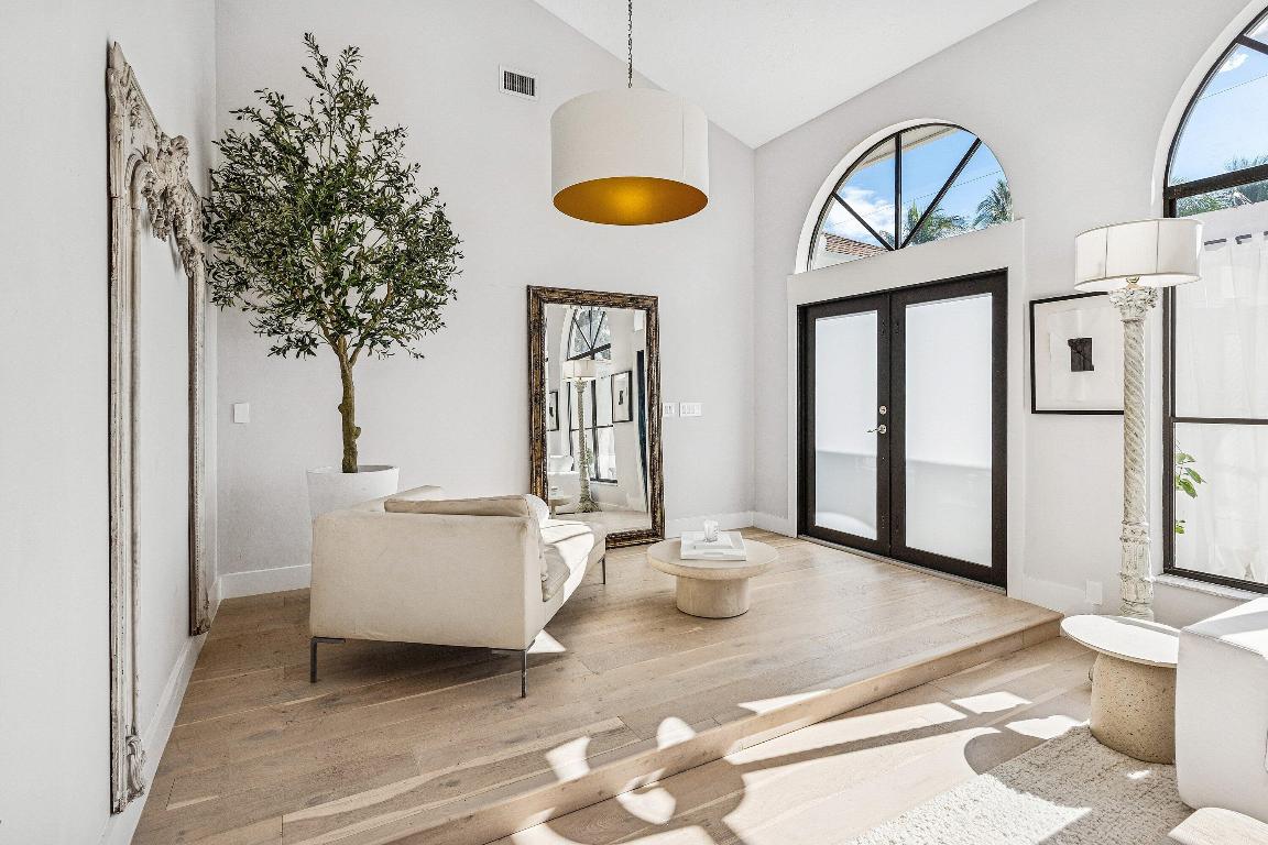 RIDGE HARBOUR ESTATES - Residential