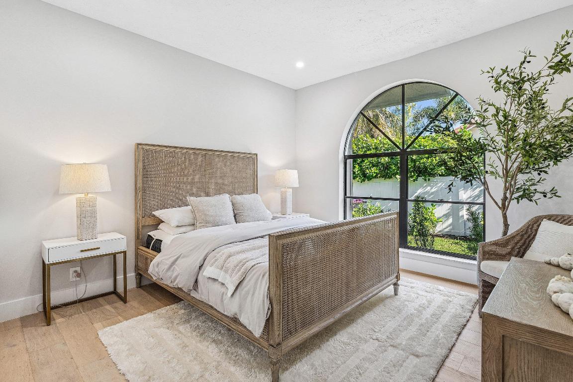 RIDGE HARBOUR ESTATES - Residential