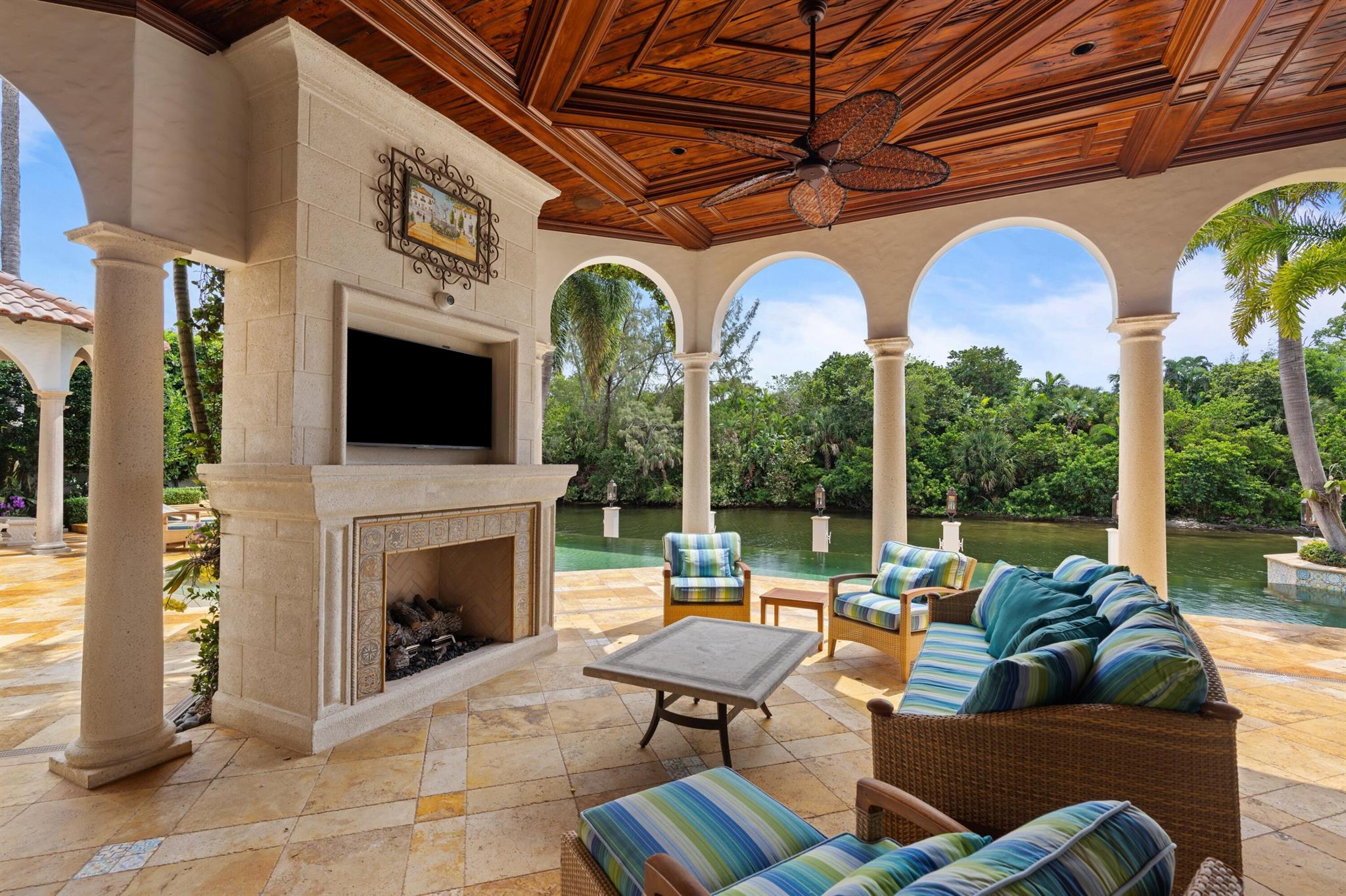 Royal Palm Yacht & Country Club - Residential