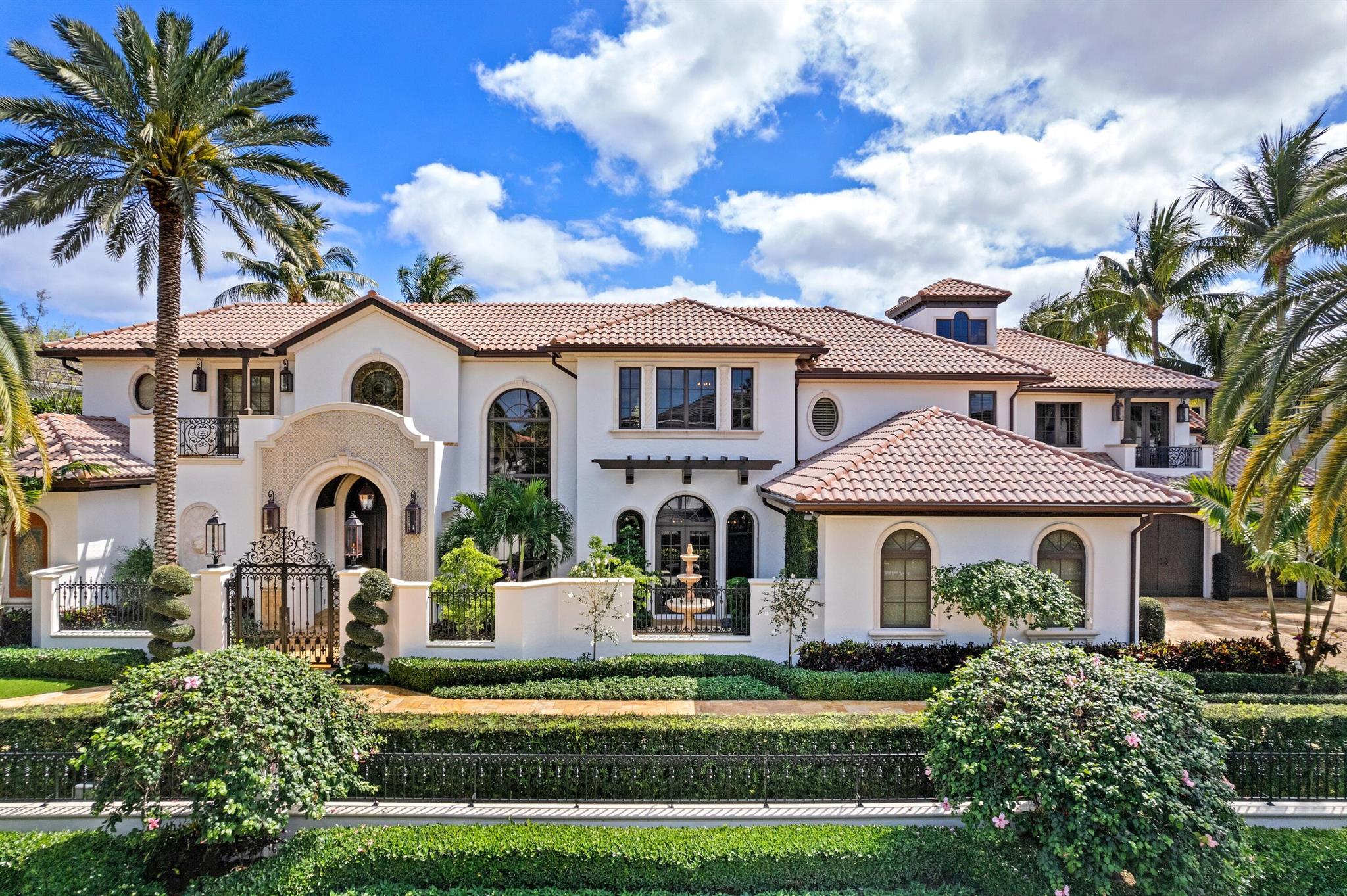 Royal Palm Yacht & Country Club - Residential