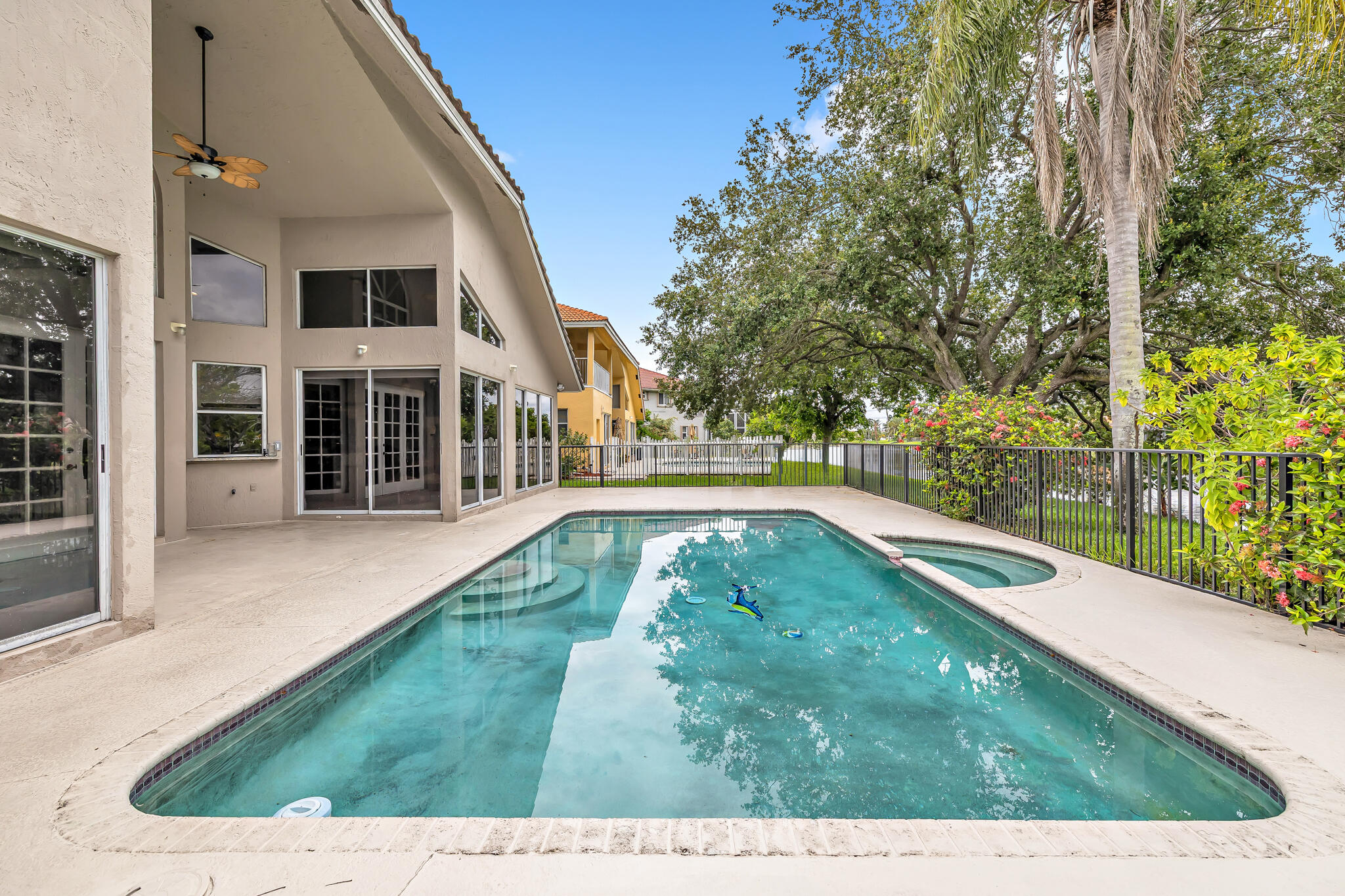 TURTLE RUN - Residential