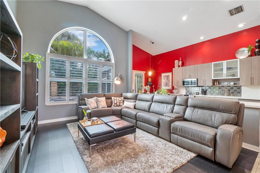 COVENTRY - Residential