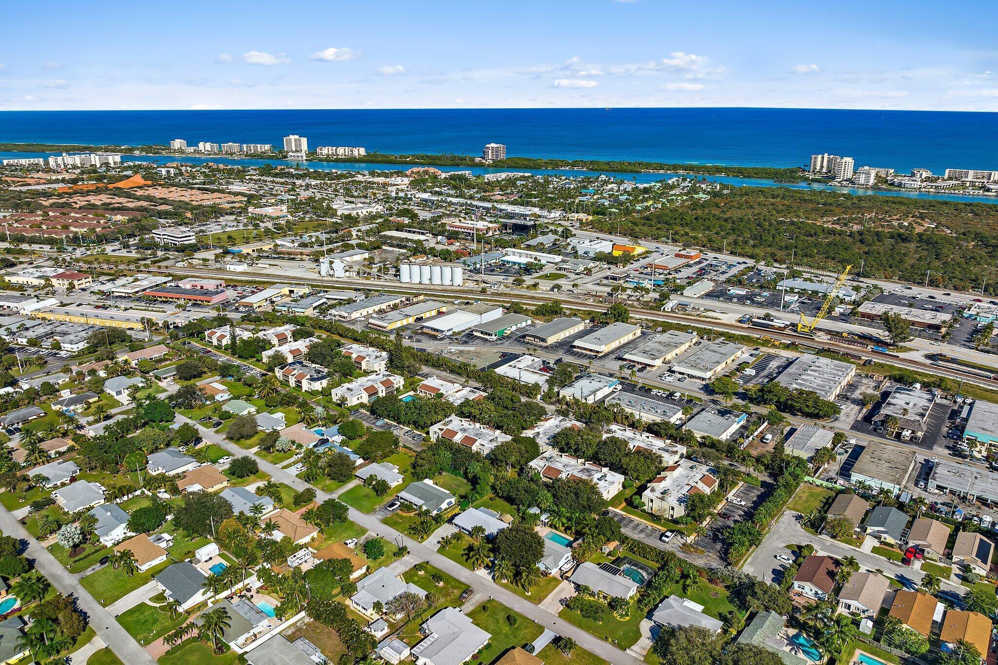 PINES OF JUPITER/TEQUESTA CONDO - Residential Lease