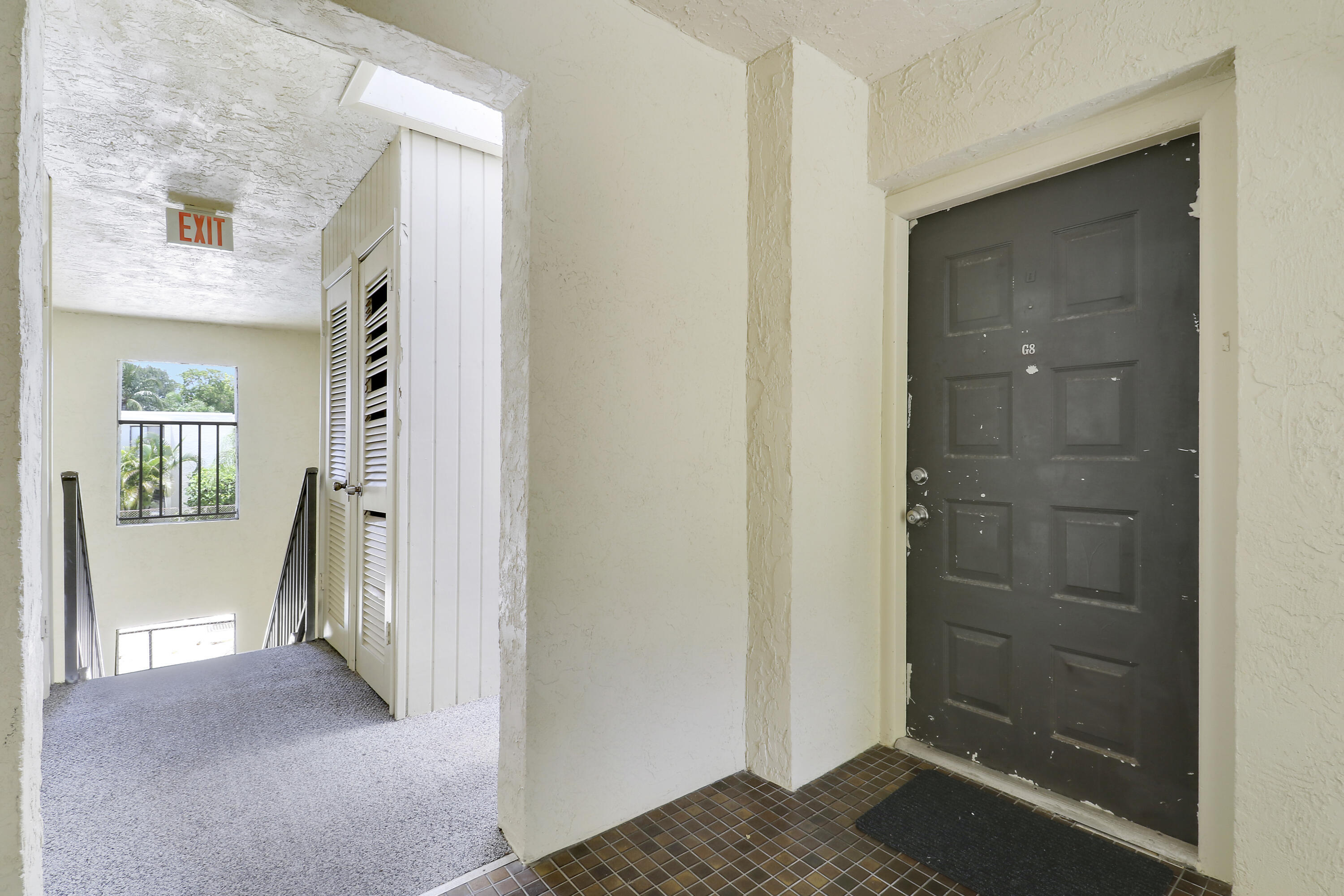 PINES OF JUPITER/TEQUESTA CONDO - Residential Lease