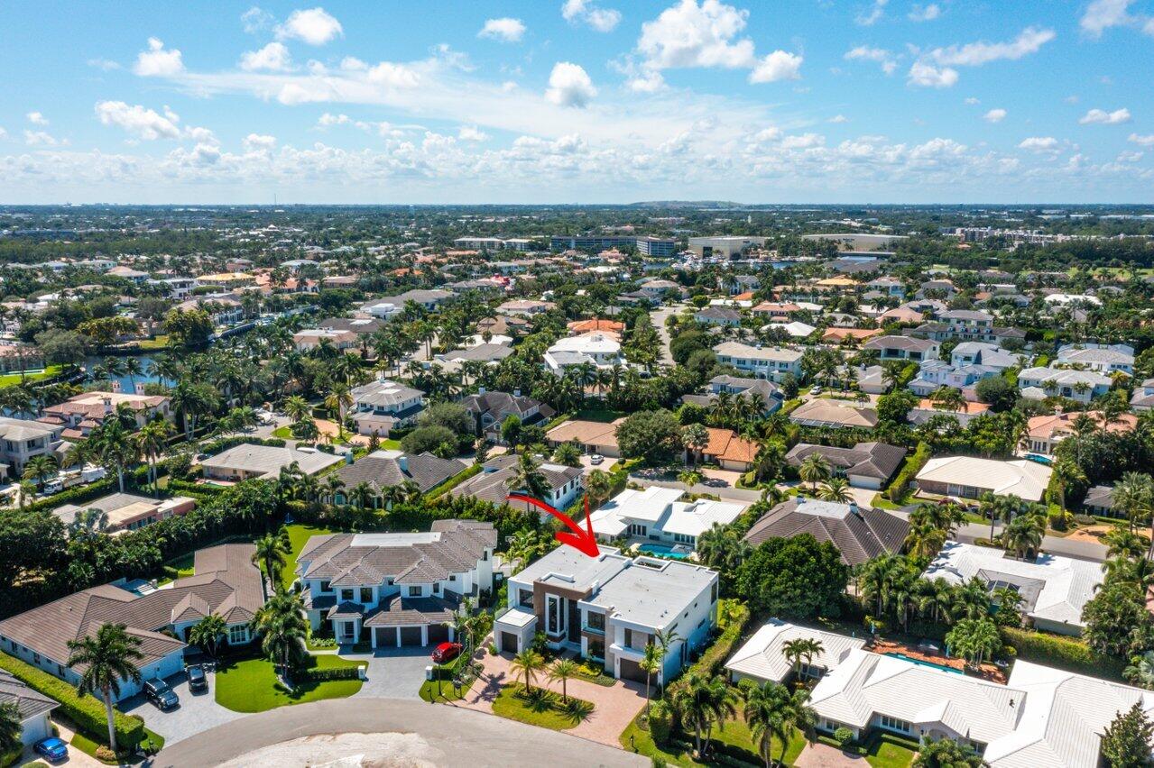 ROYAL PALM YACHT & COUNTRY CLUB - Residential