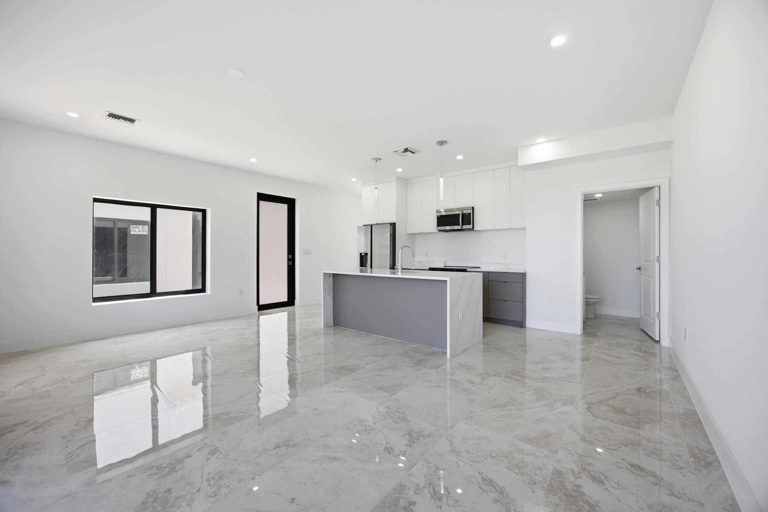 POMPANO TERRACE - Residential