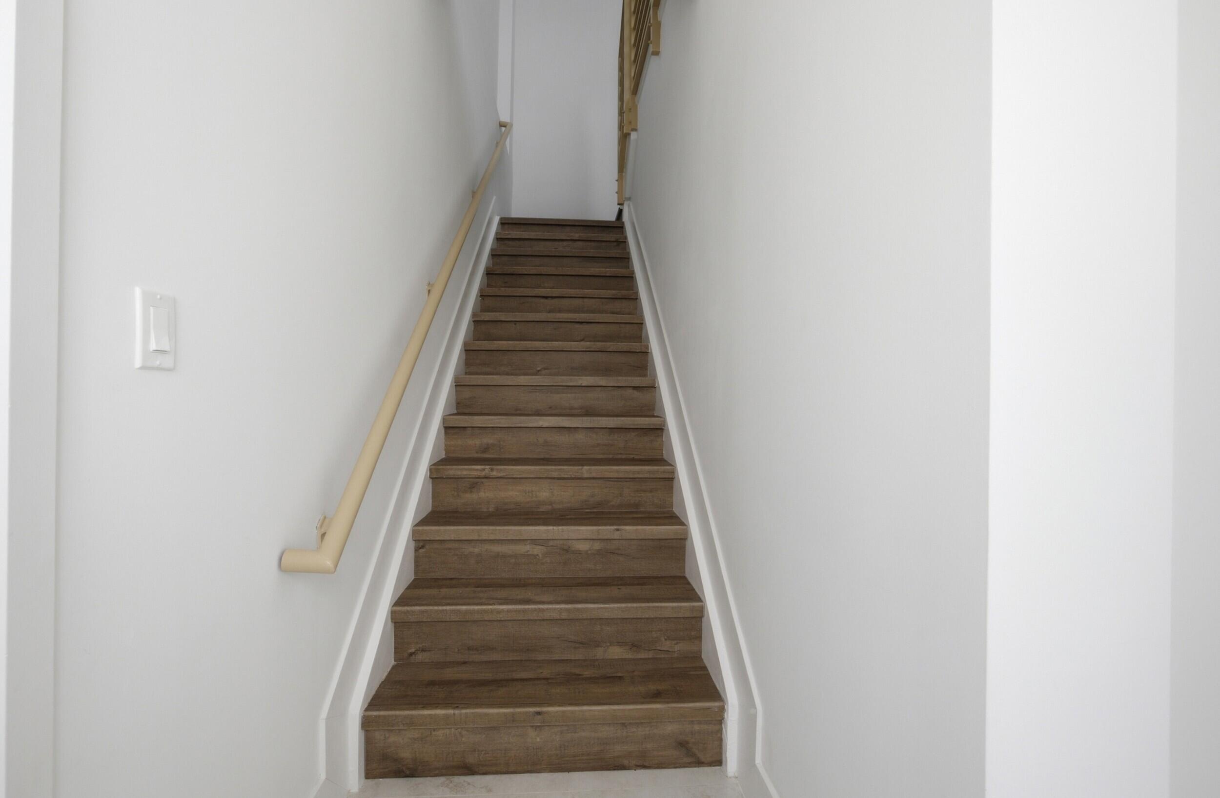 POMPANO TERRACE - Residential