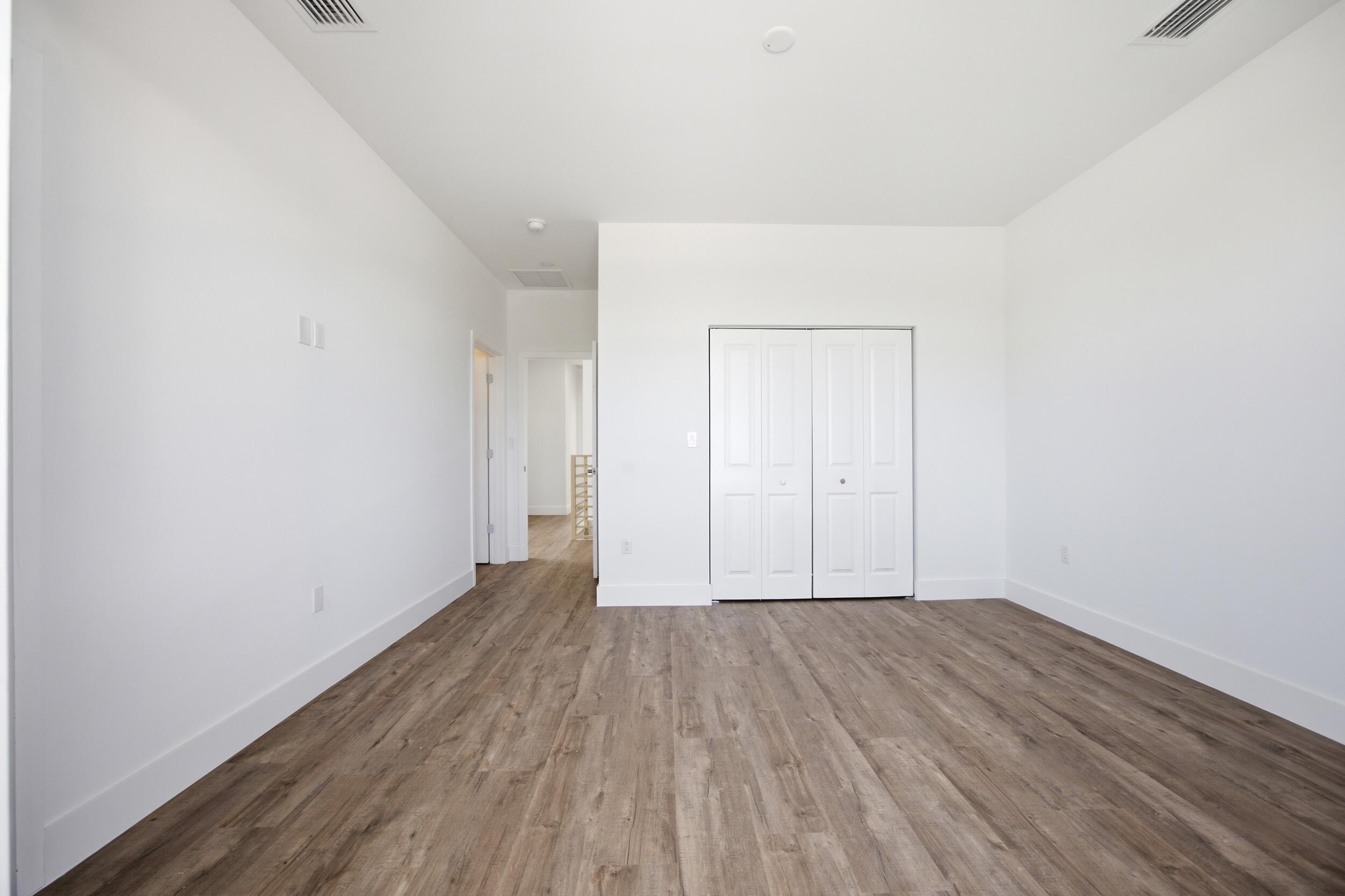 POMPANO TERRACE - Residential