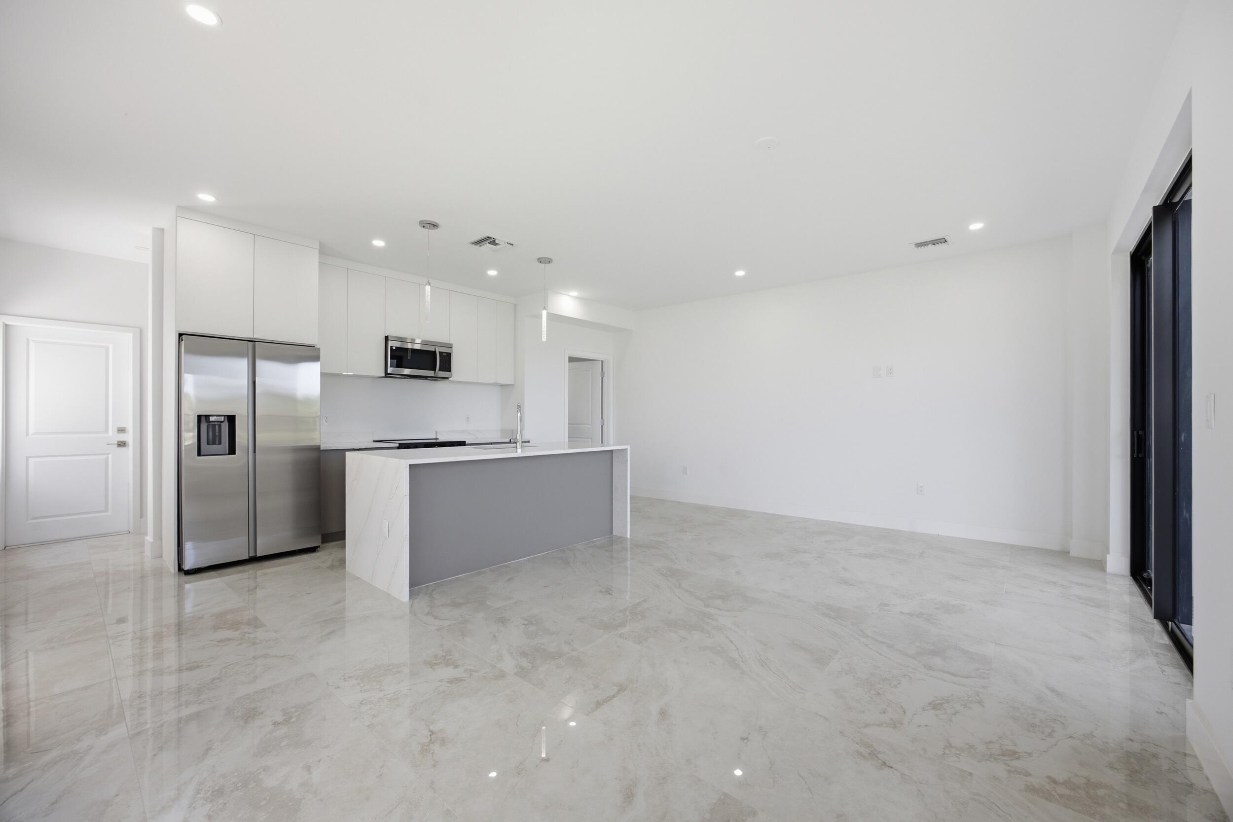 POMPANO TERRACE - Residential