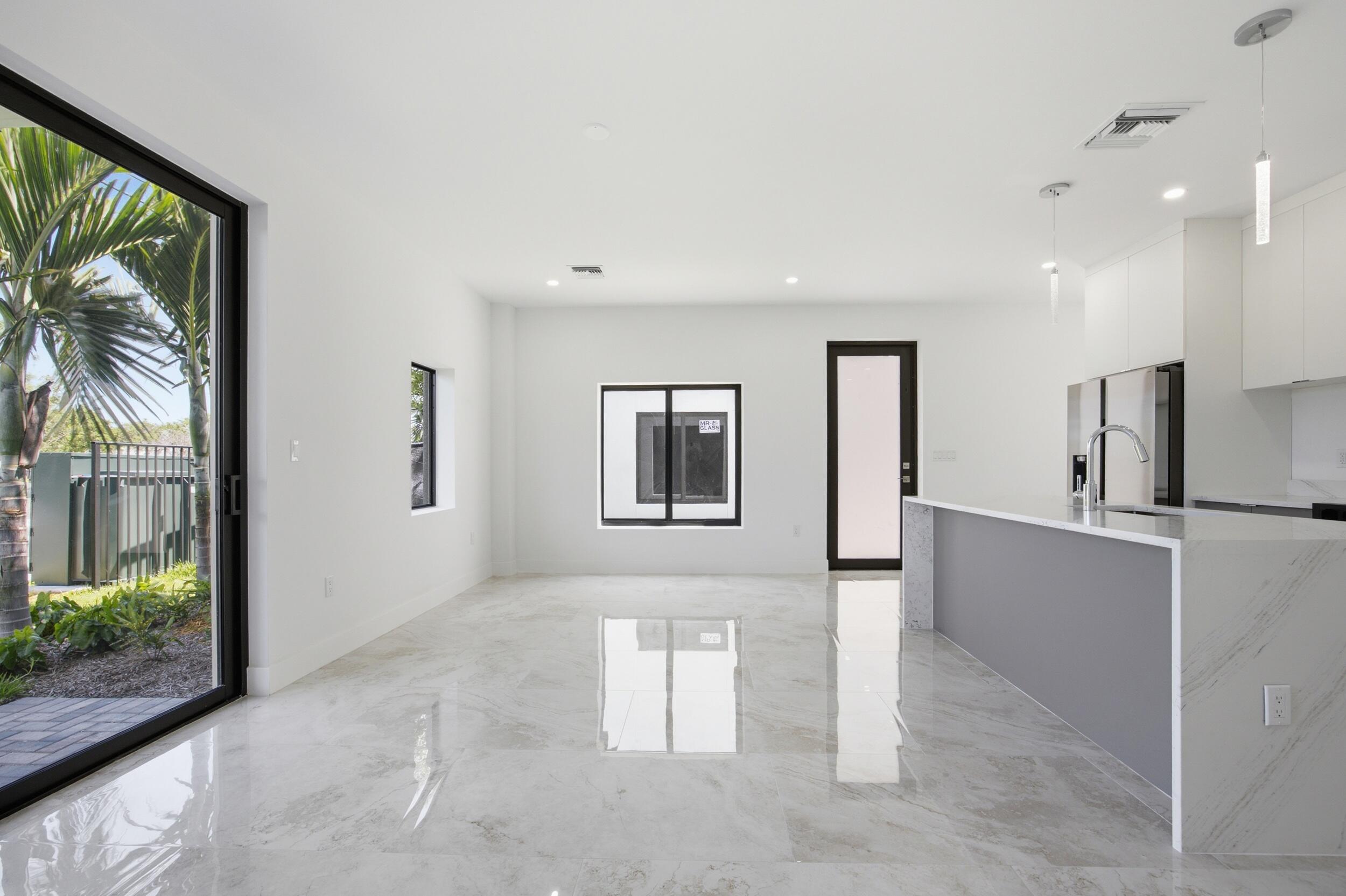 POMPANO TERRACE - Residential