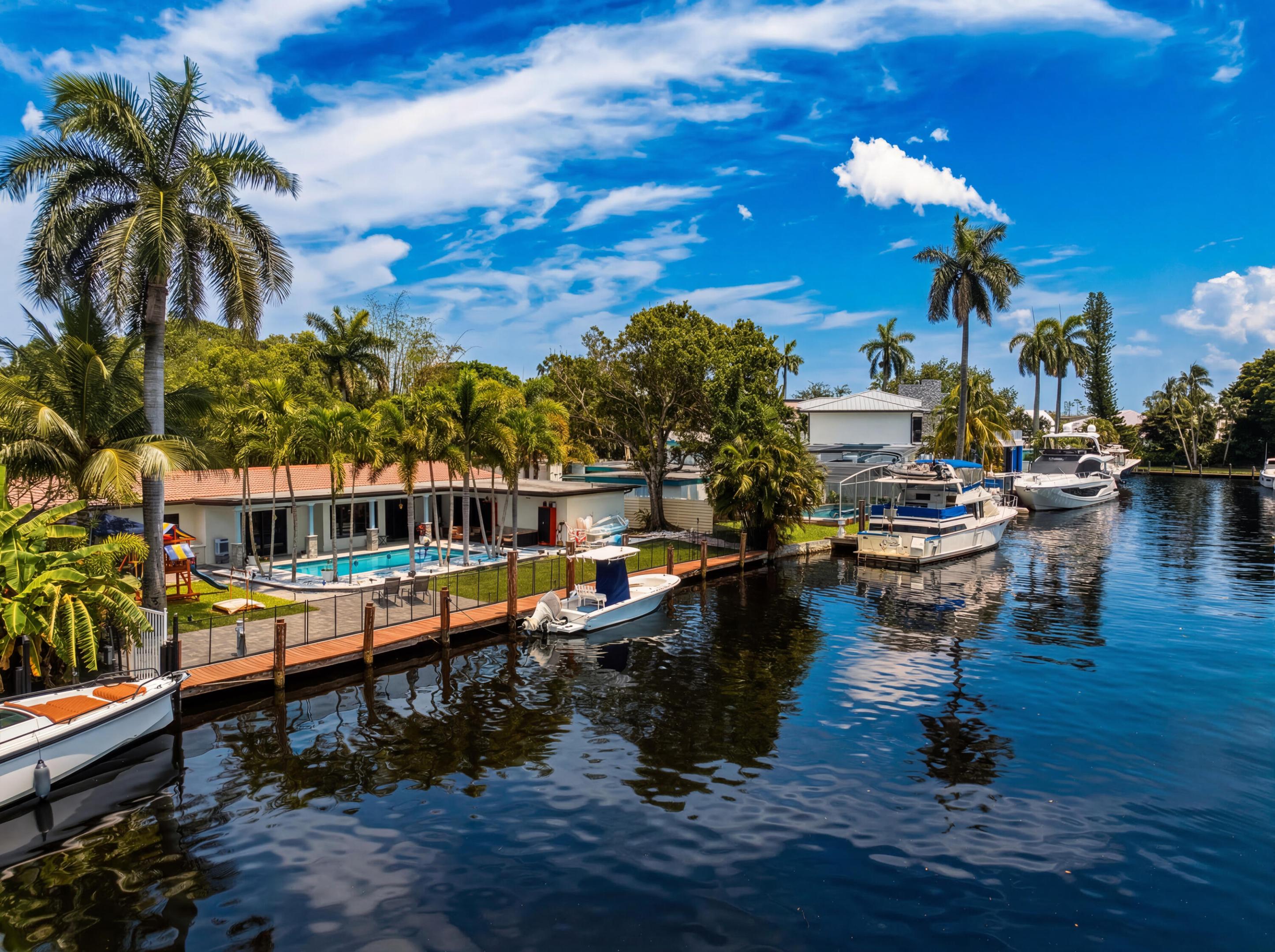RIVERLAND MANORS - Residential