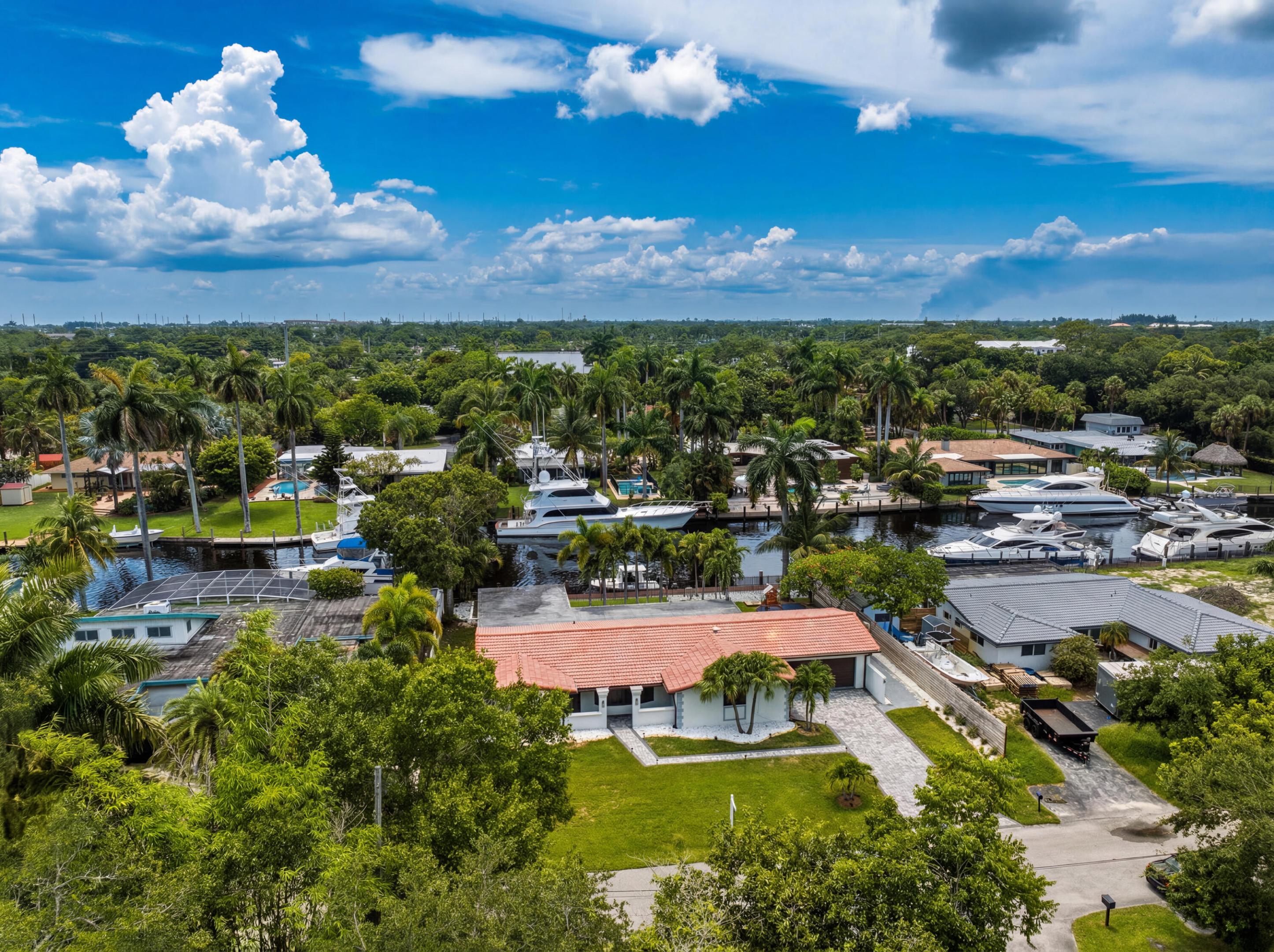 RIVERLAND MANORS - Residential