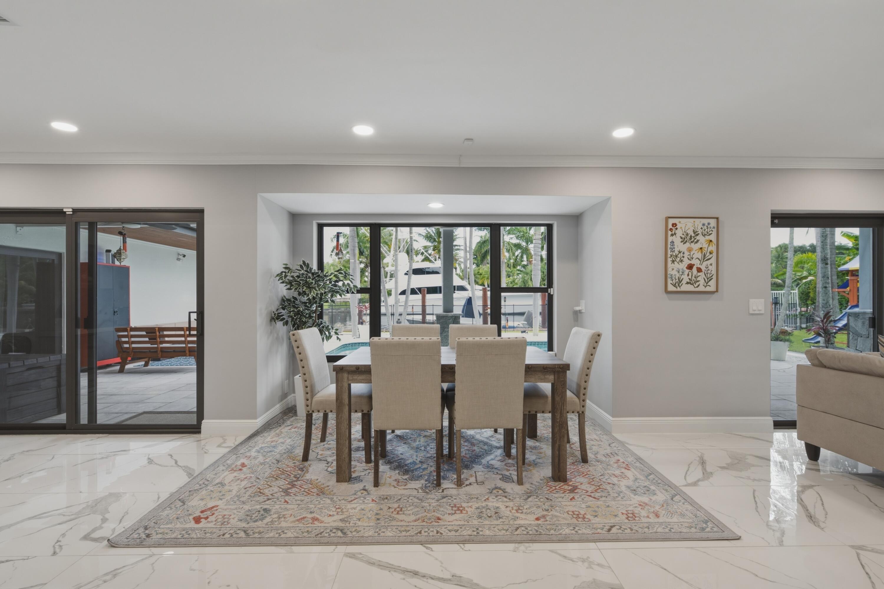 RIVERLAND MANORS - Residential