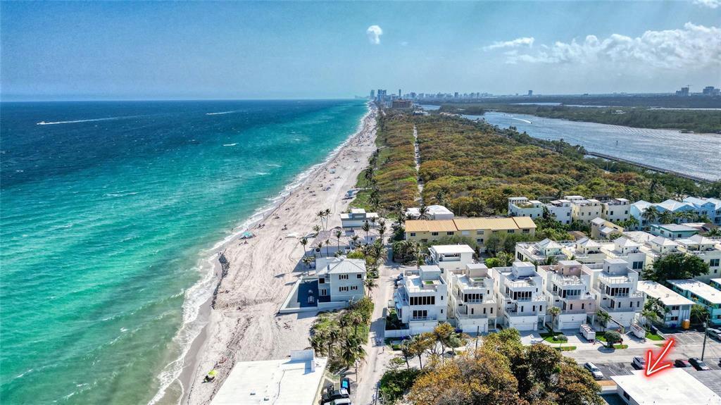 HOLLYWOOD CENTRAL BEACH - Residential Lease