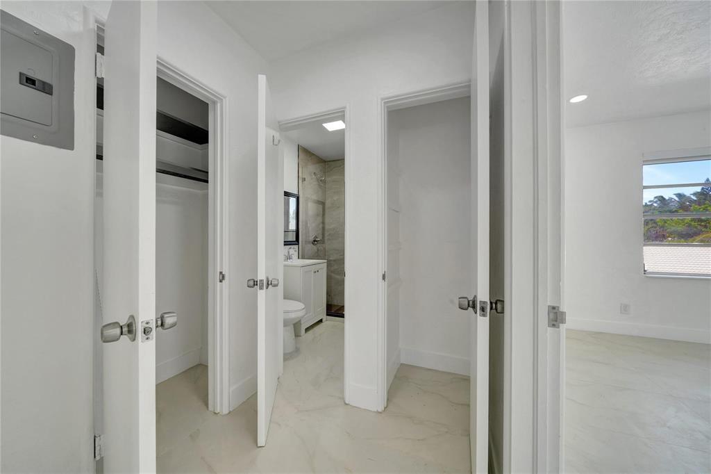 HOLLYWOOD CENTRAL BEACH - Residential Lease