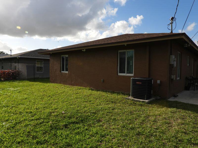 HABITAT FOR HUMANITY - Residential