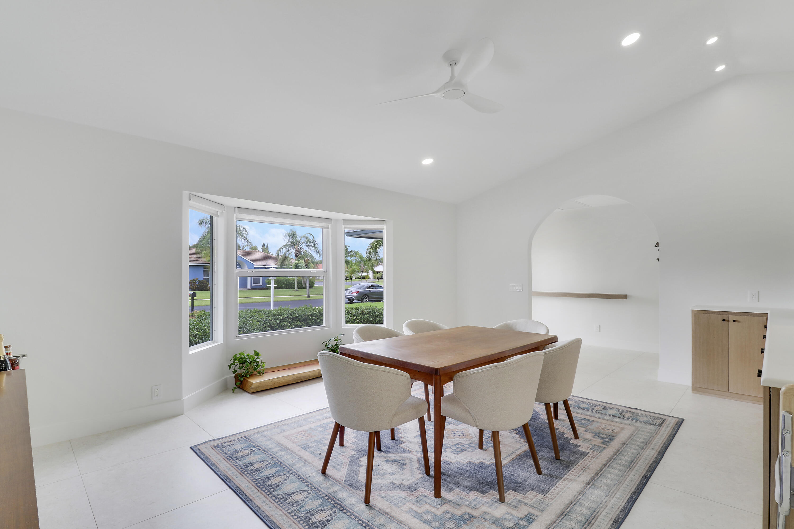 TEQUESTA PINES - Residential