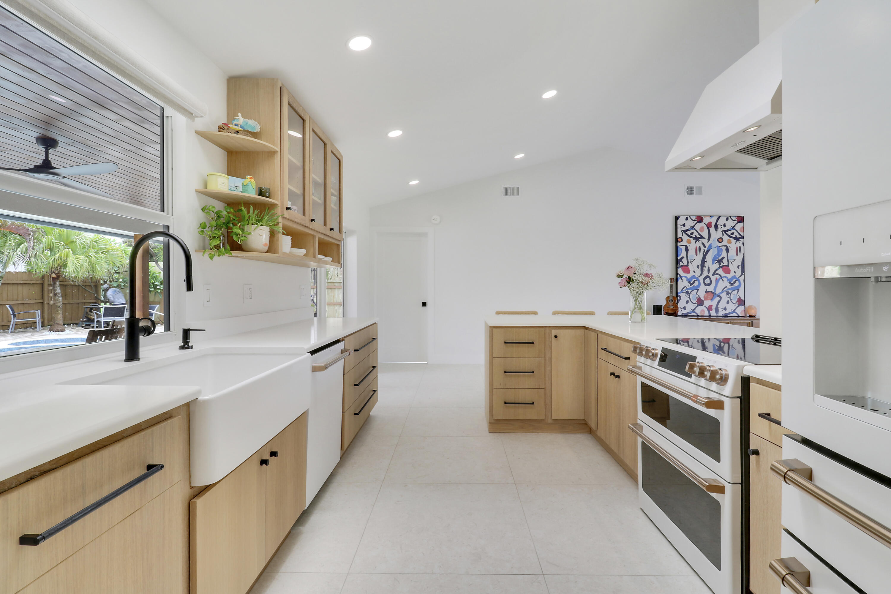 TEQUESTA PINES - Residential