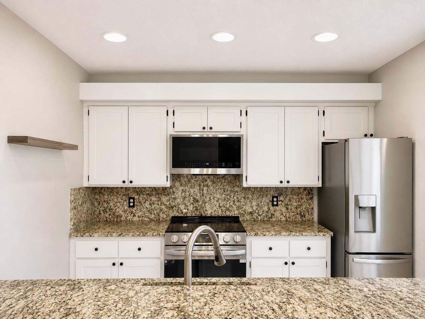 VILLAGE OF SANDALWOOD LAKES 1 - Residential Lease