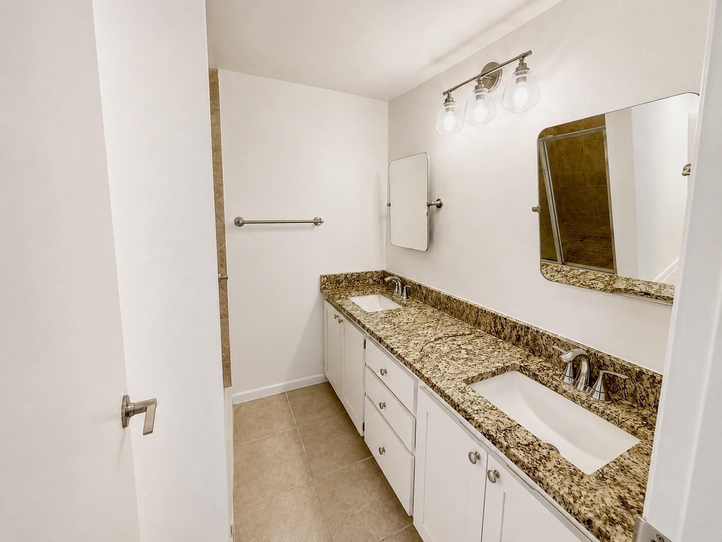 VILLAGE OF SANDALWOOD LAKES 1 - Residential Lease