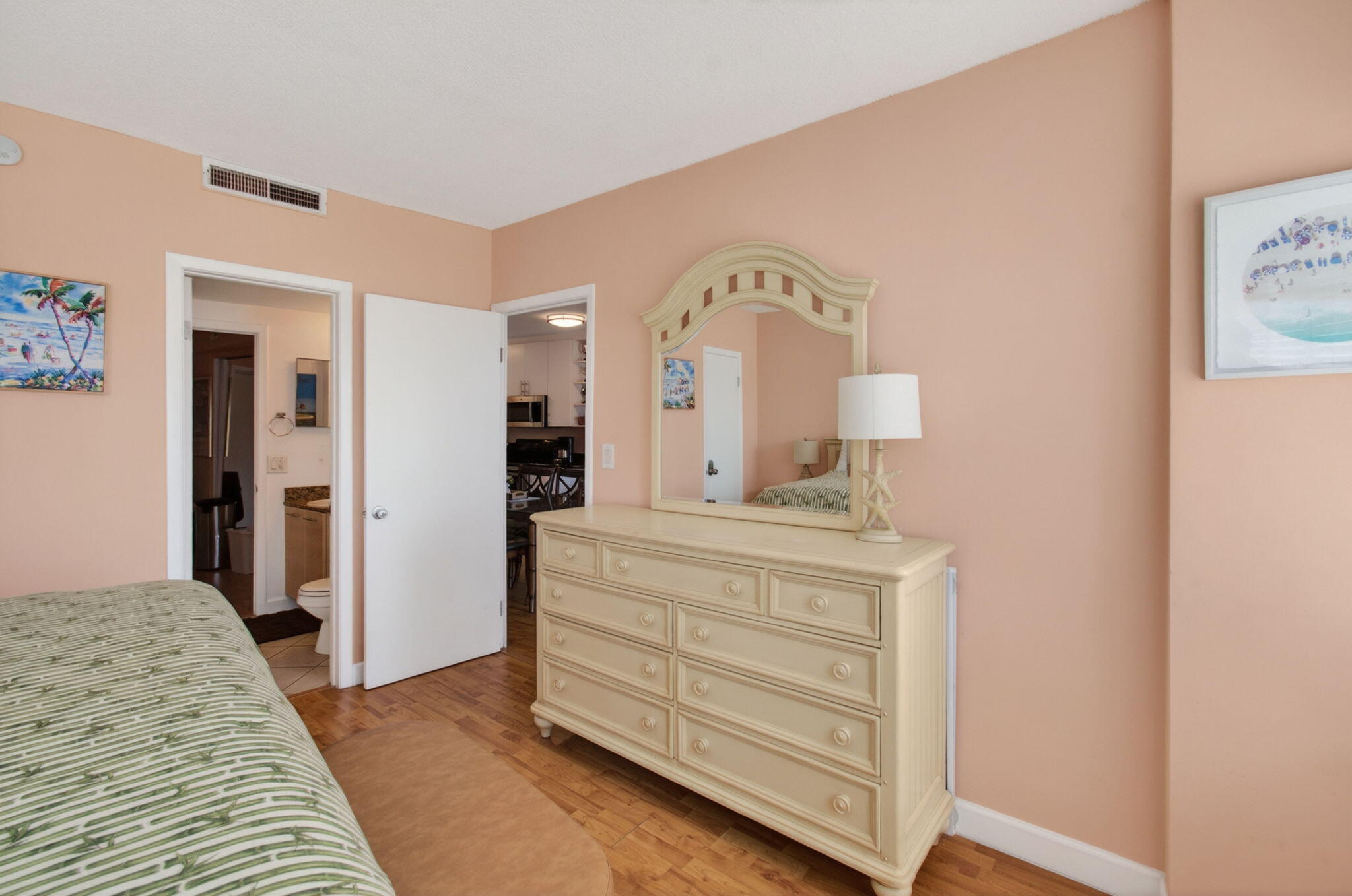 LE CERCLE BY THE BEACH CONDO - Residential
