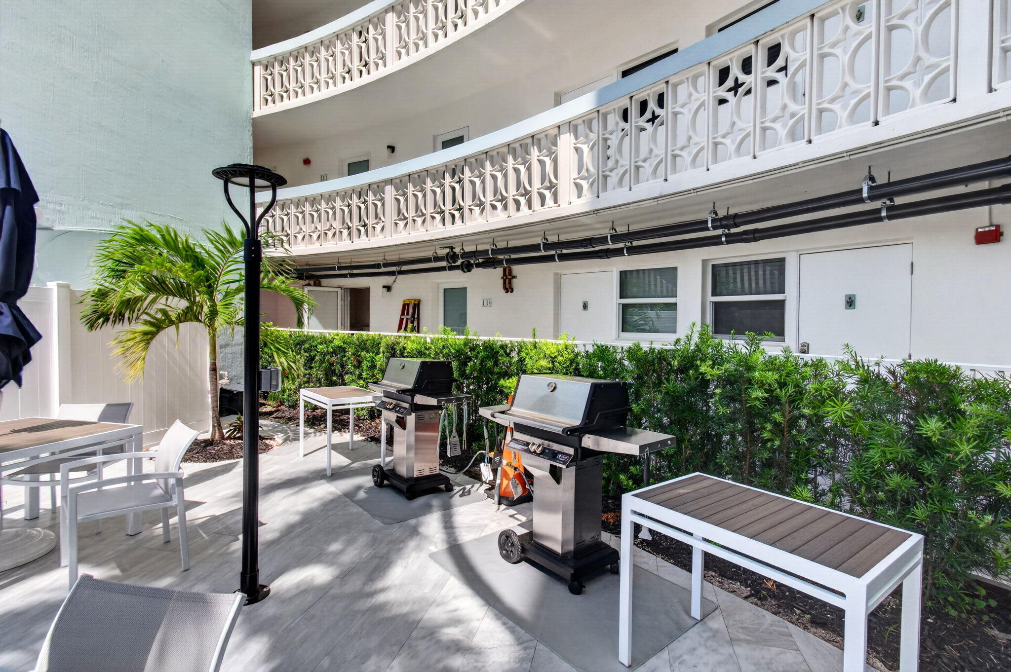 LE CERCLE BY THE BEACH CONDO - Residential