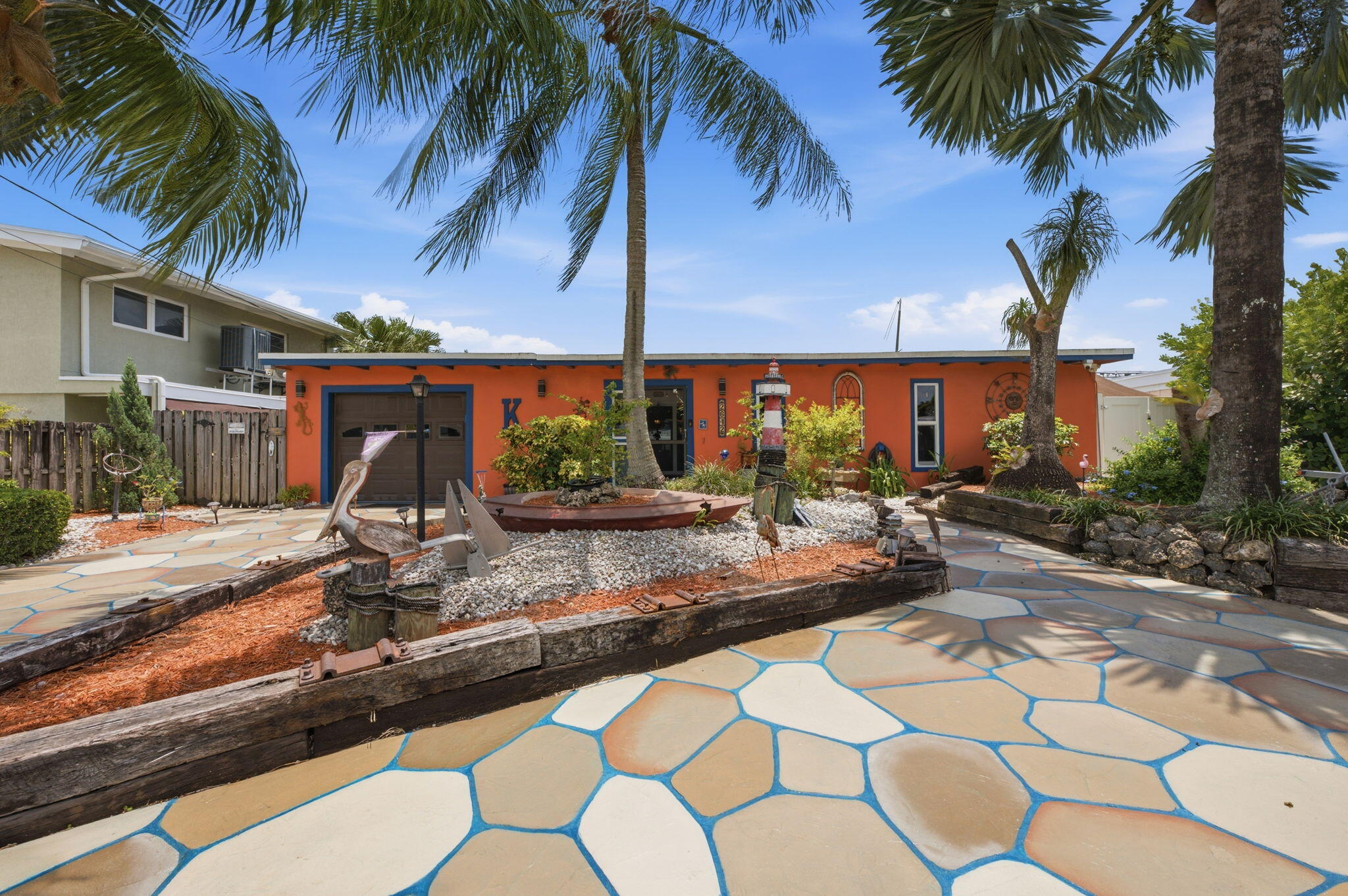 LAUDERDALE ISLES NO 2-BLK 8 - Residential