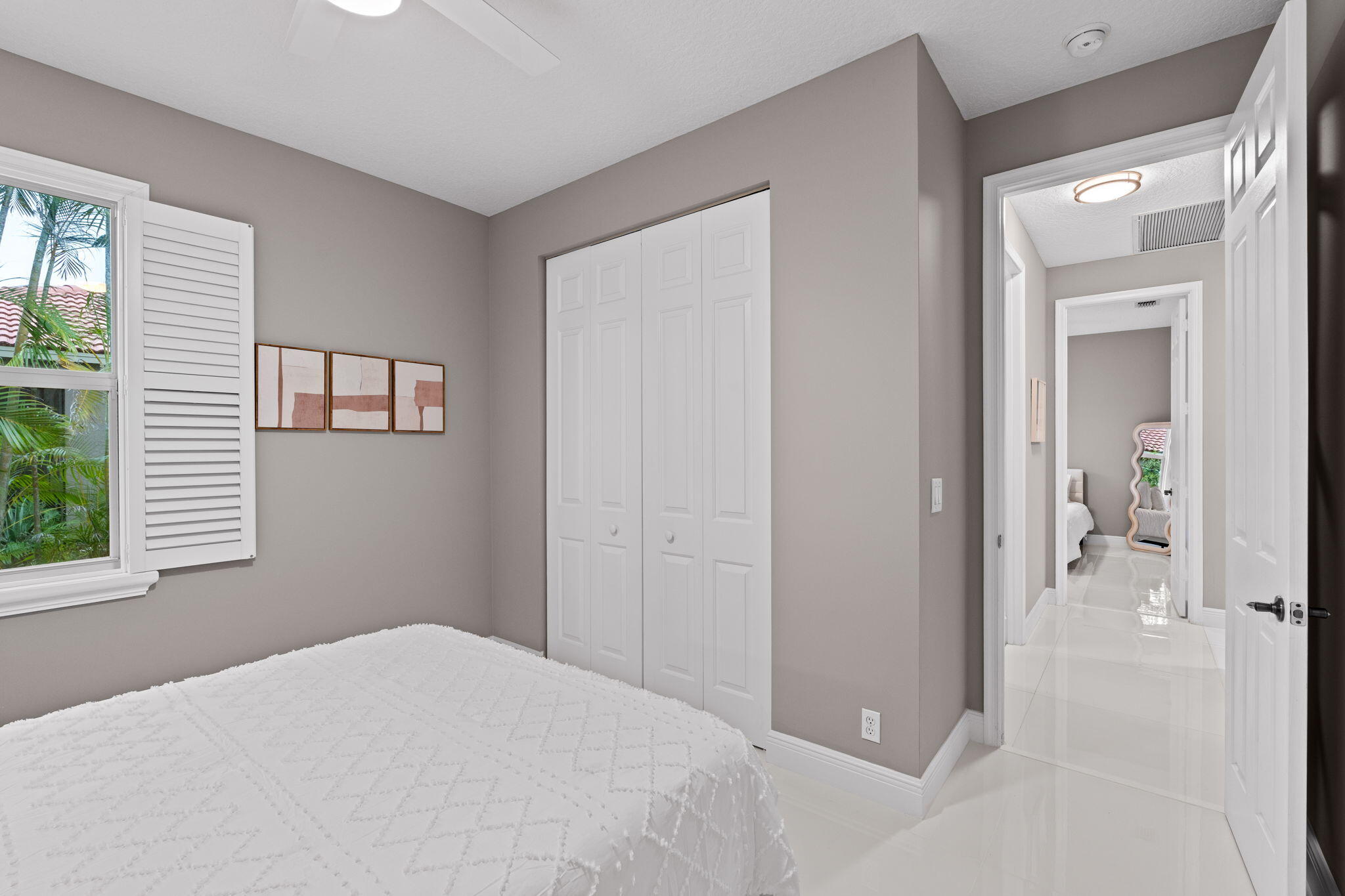 STONEHAVEN - Residential Lease