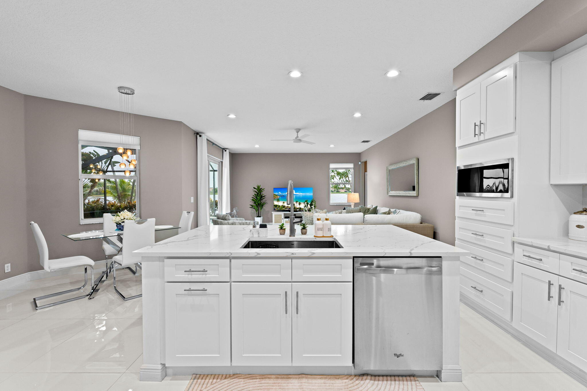STONEHAVEN - Residential Lease