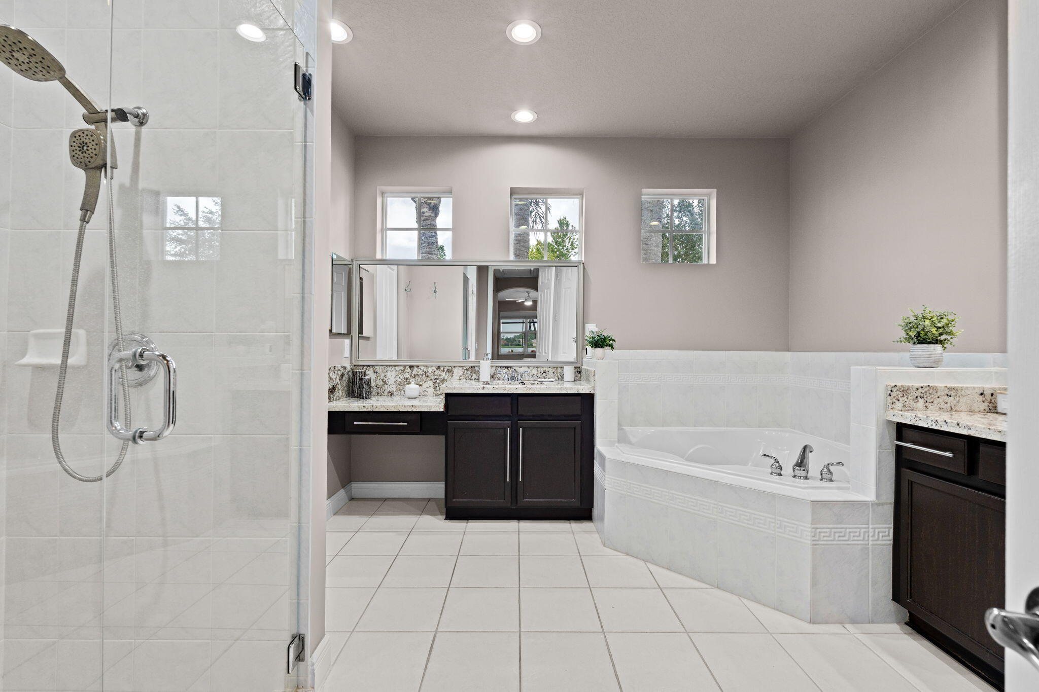 STONEHAVEN - Residential Lease