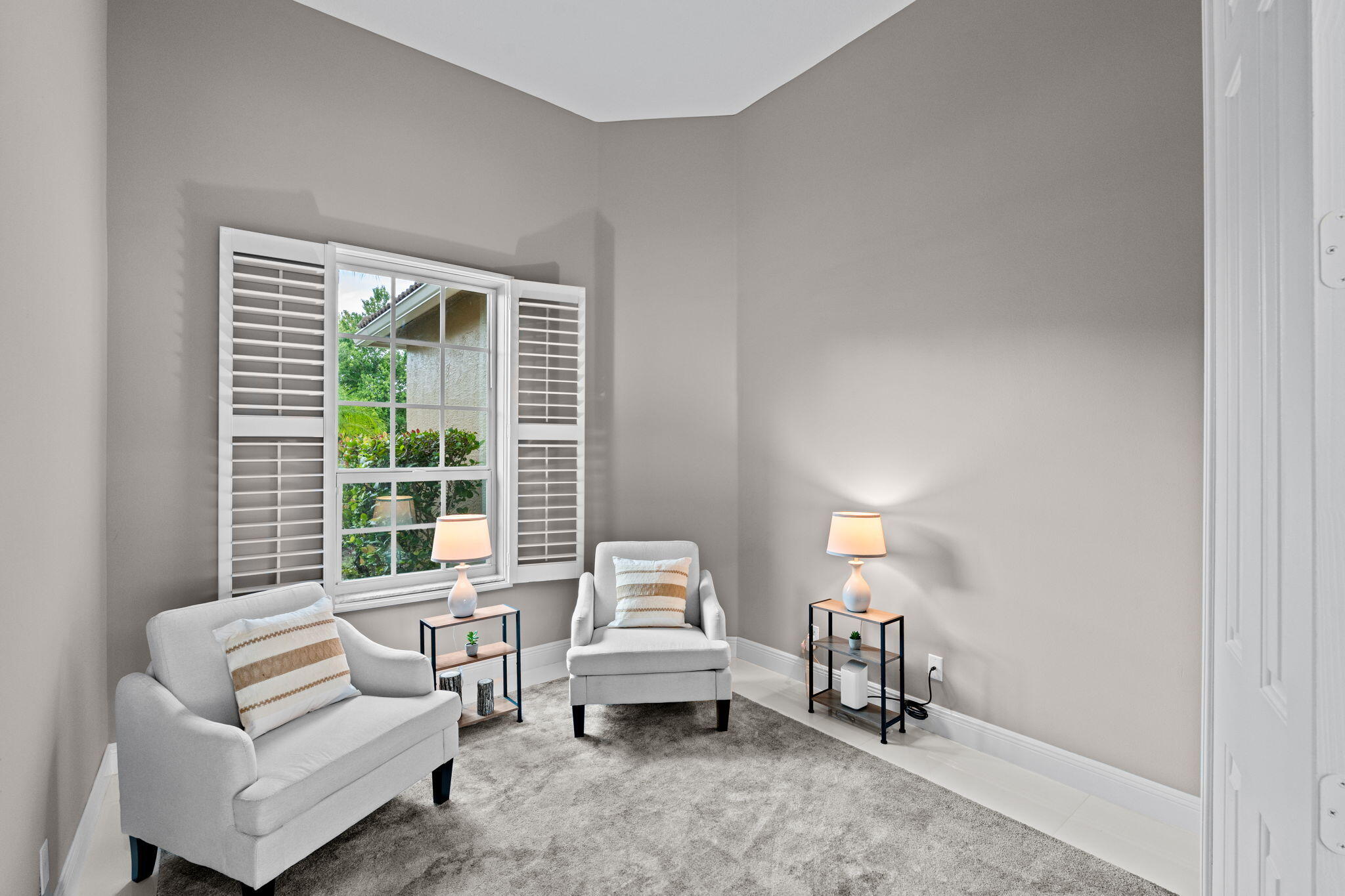 STONEHAVEN - Residential Lease