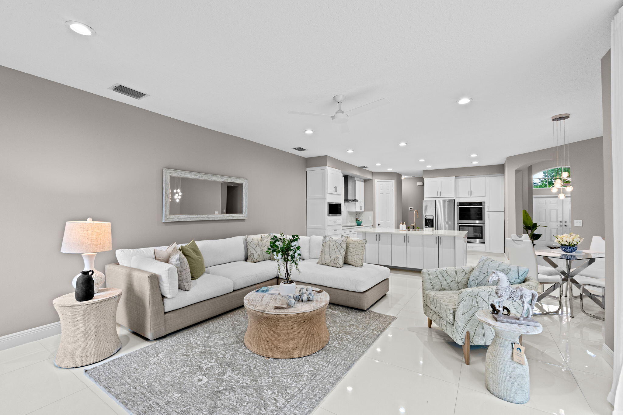 STONEHAVEN - Residential Lease