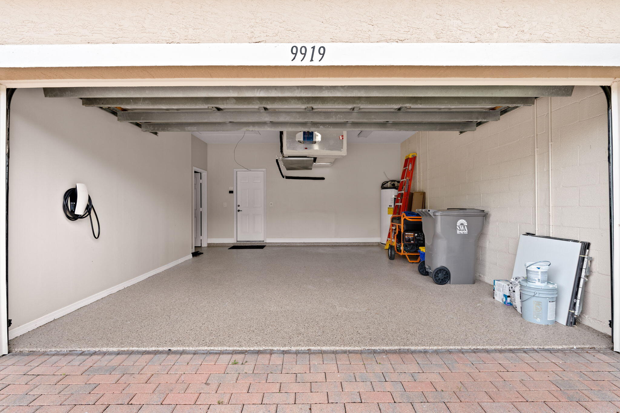 STONEHAVEN - Residential Lease