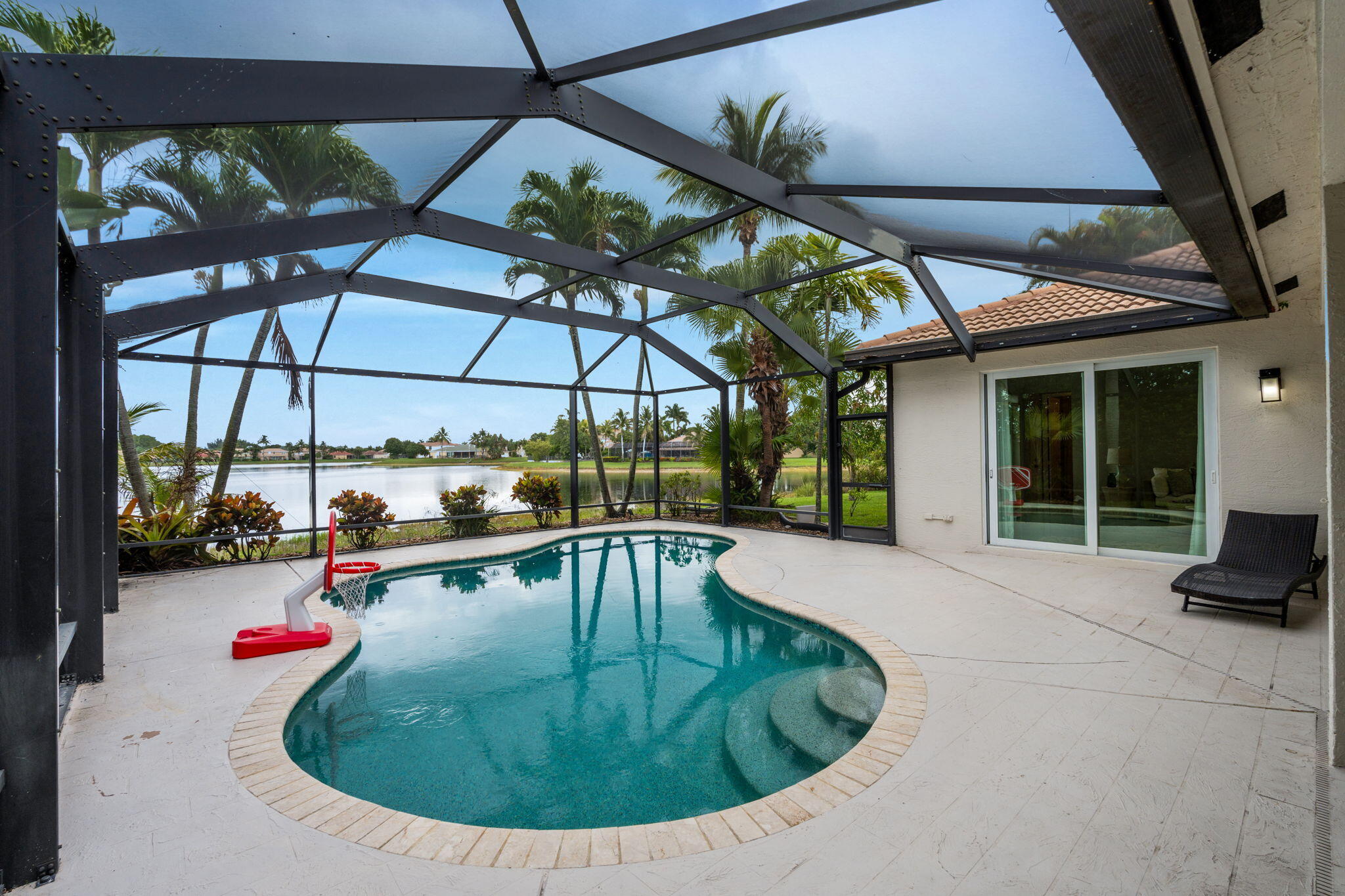 STONEHAVEN - Residential Lease