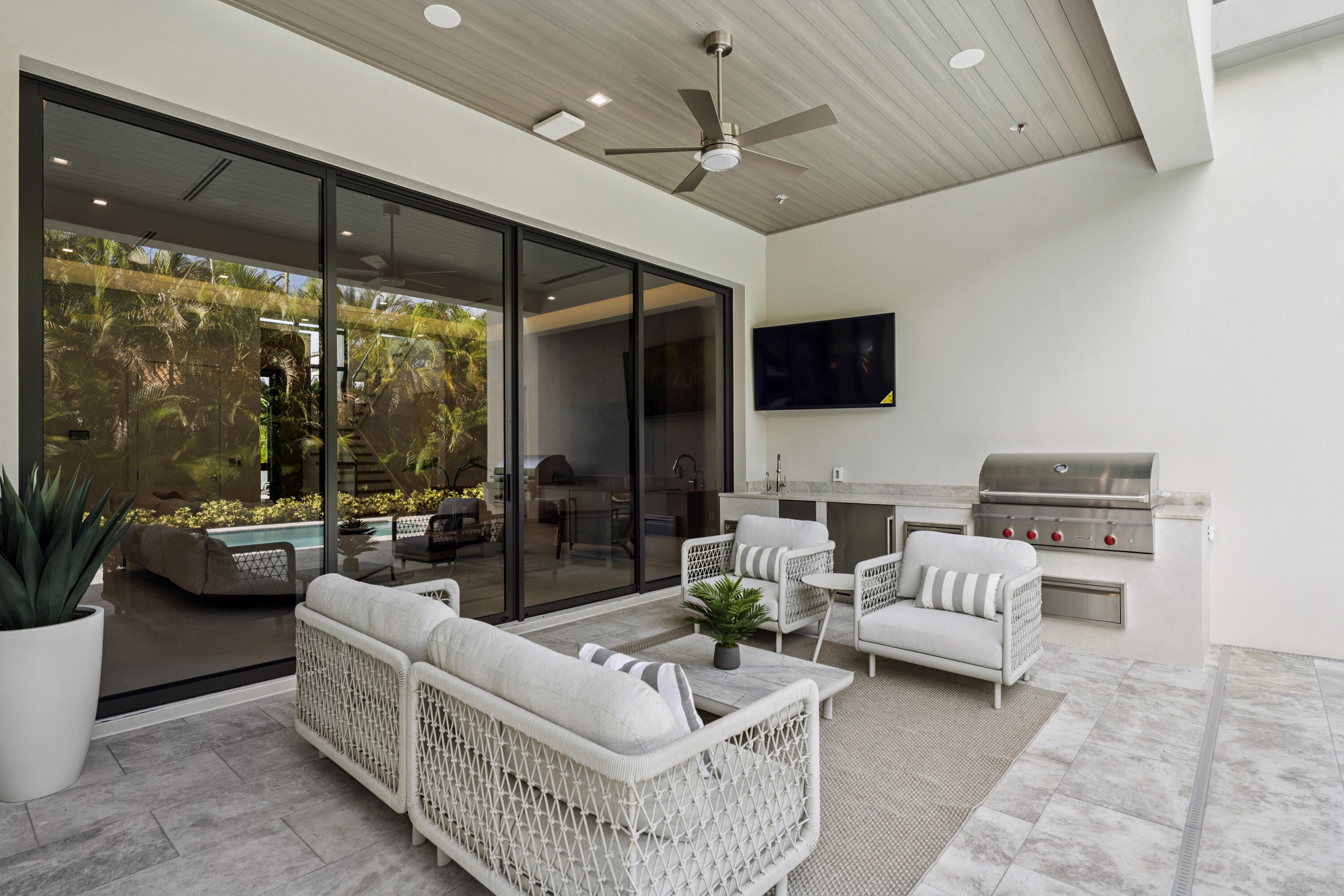 BOCA VILLAS - Residential