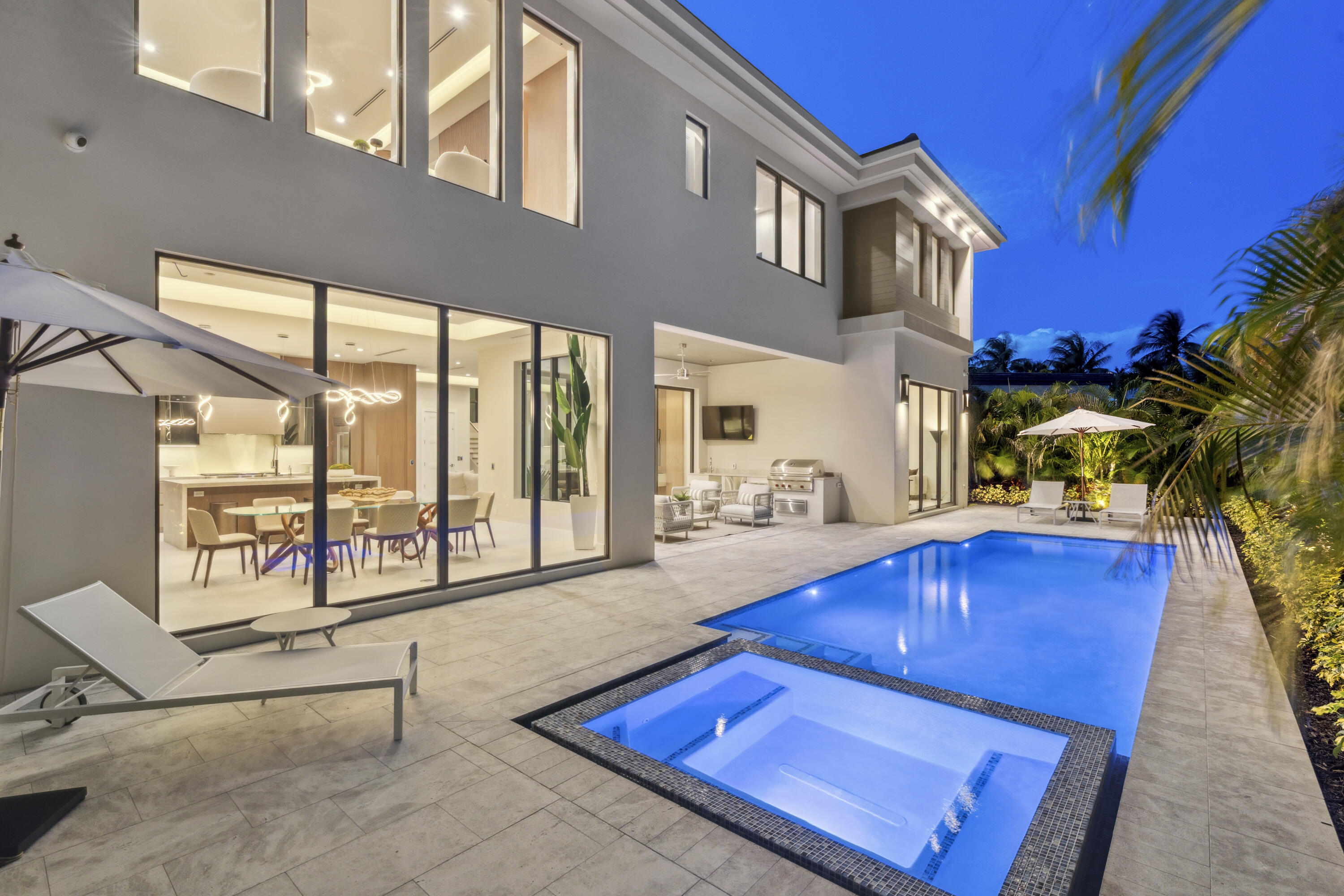 BOCA VILLAS - Residential