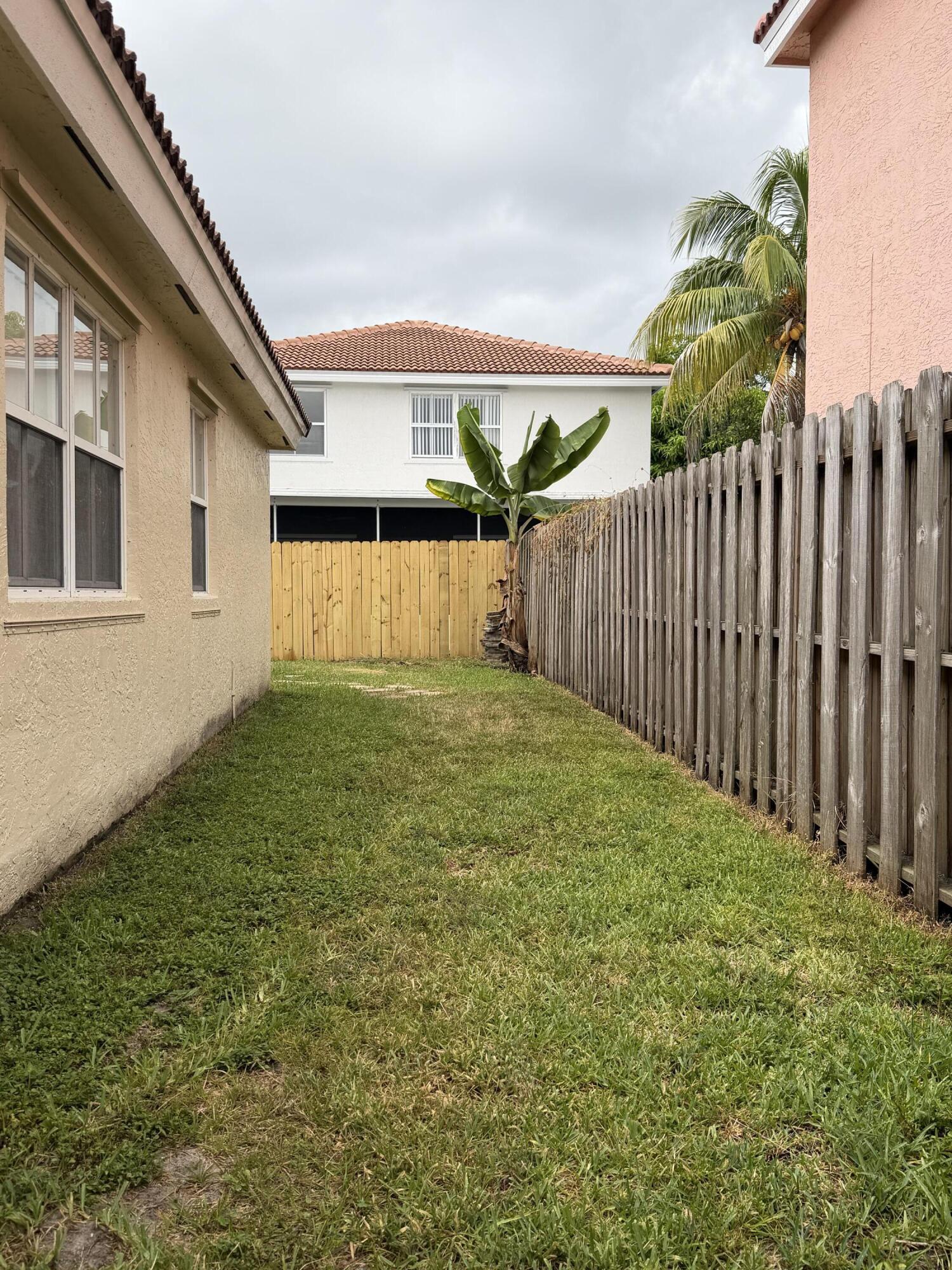 CORAL BAY PARCEL - Residential Lease