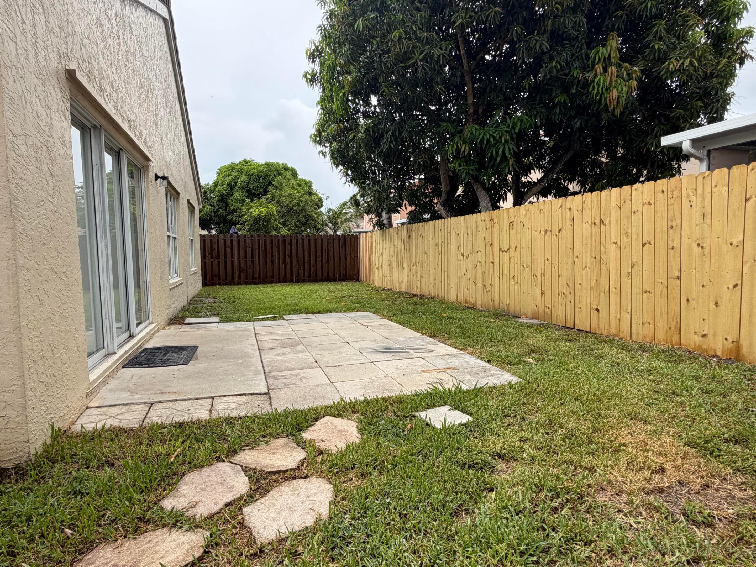 CORAL BAY PARCEL - Residential Lease
