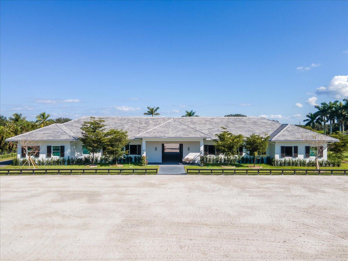 PALM BEACH POINT - Residential